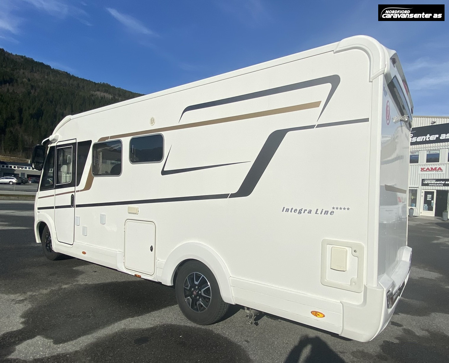 Eura Mobil IL 675 SB - Eura Mobil