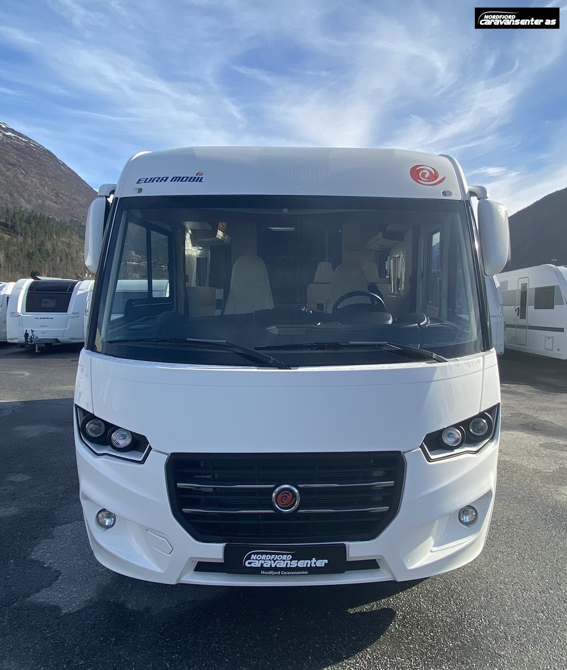 Eura Mobil IL 675 SB - Eura Mobil