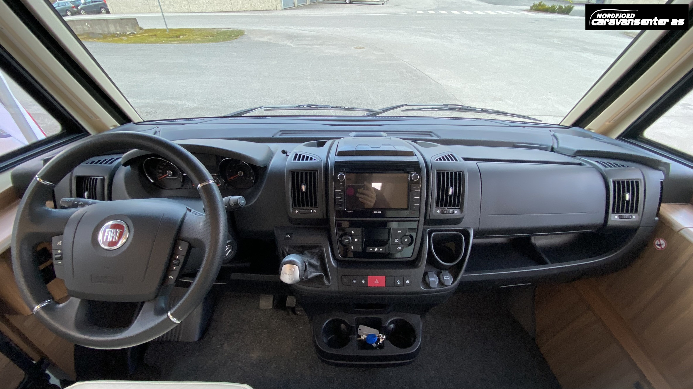 Eura Mobil IL 675 SB - Eura Mobil