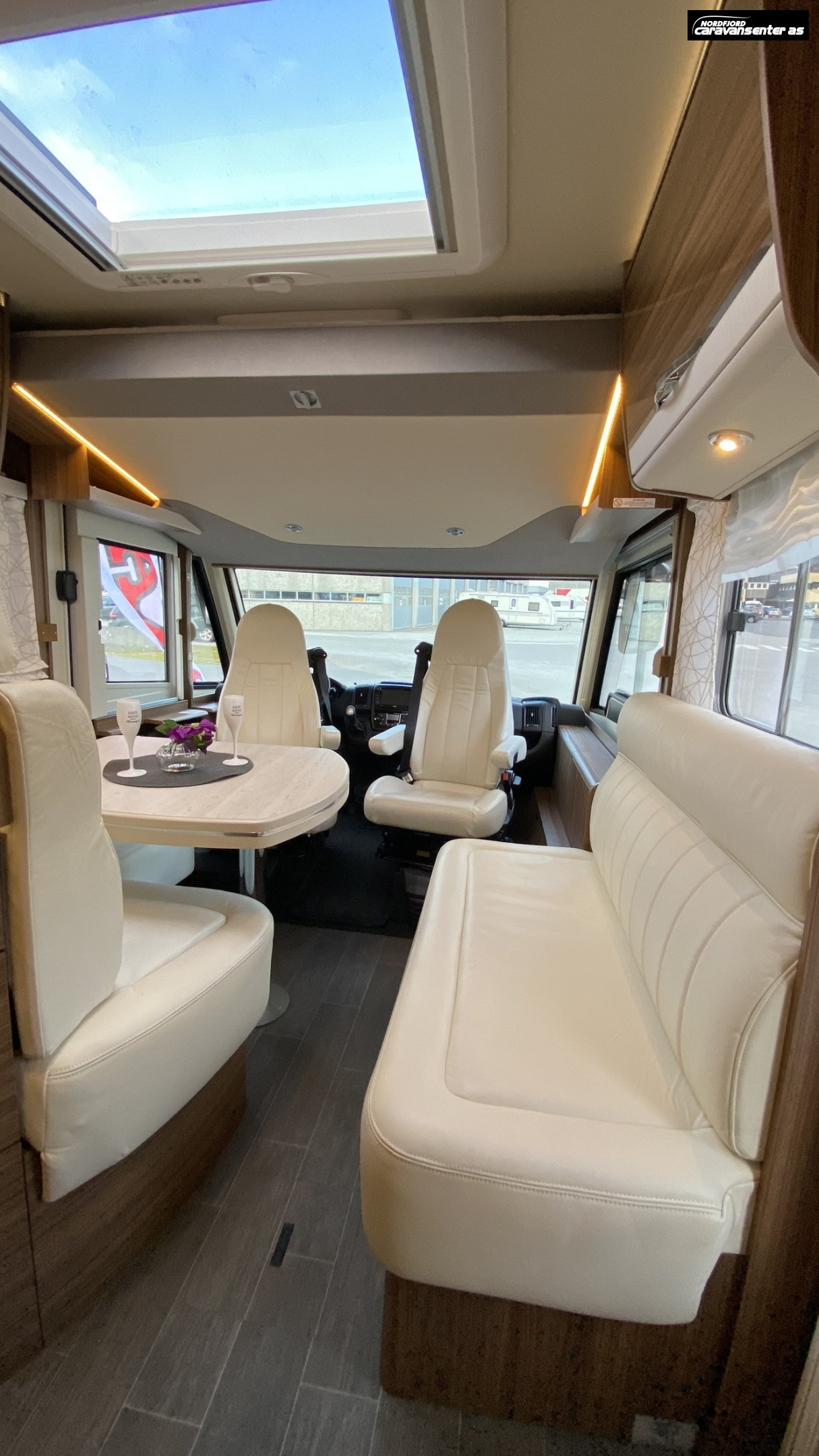 Eura Mobil IL 675 SB - Eura Mobil