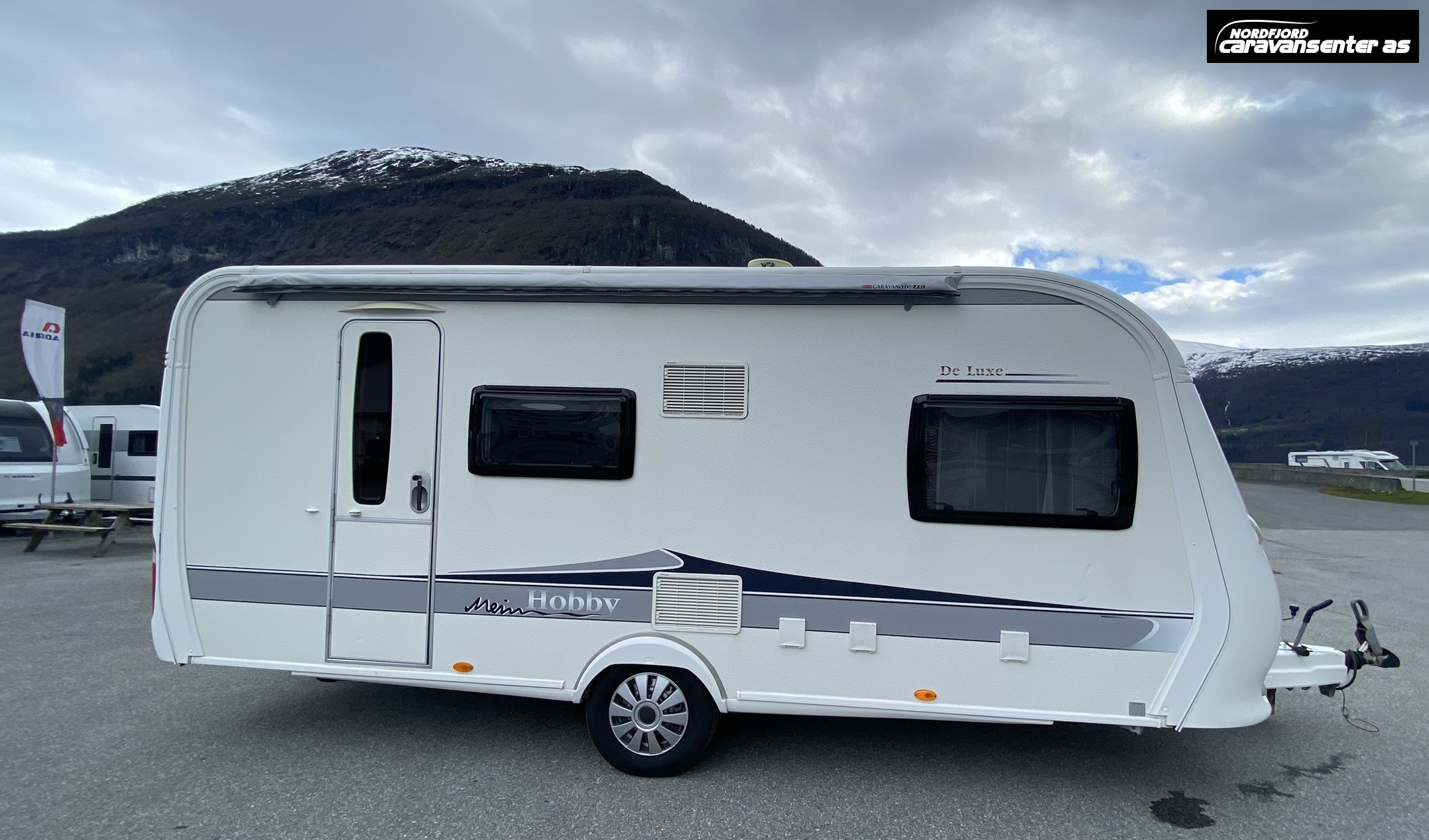 490 KMF, perfekt køyrevogn med køyesenger. - Hobby
