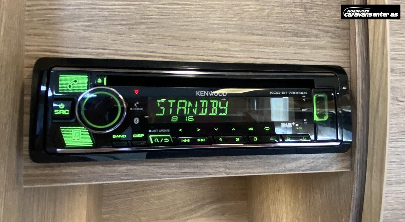 KABE Classic 660 DGDL KS.    Flott og velholdt familievogn med 7 sengeplasser. - KABE