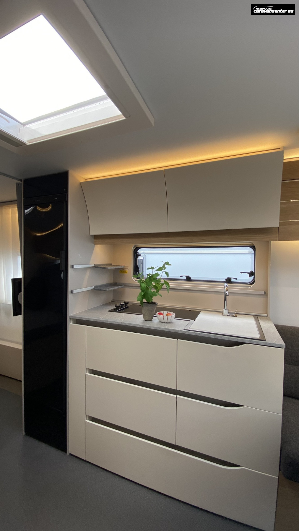 Adria Adora 613 UT - Adria