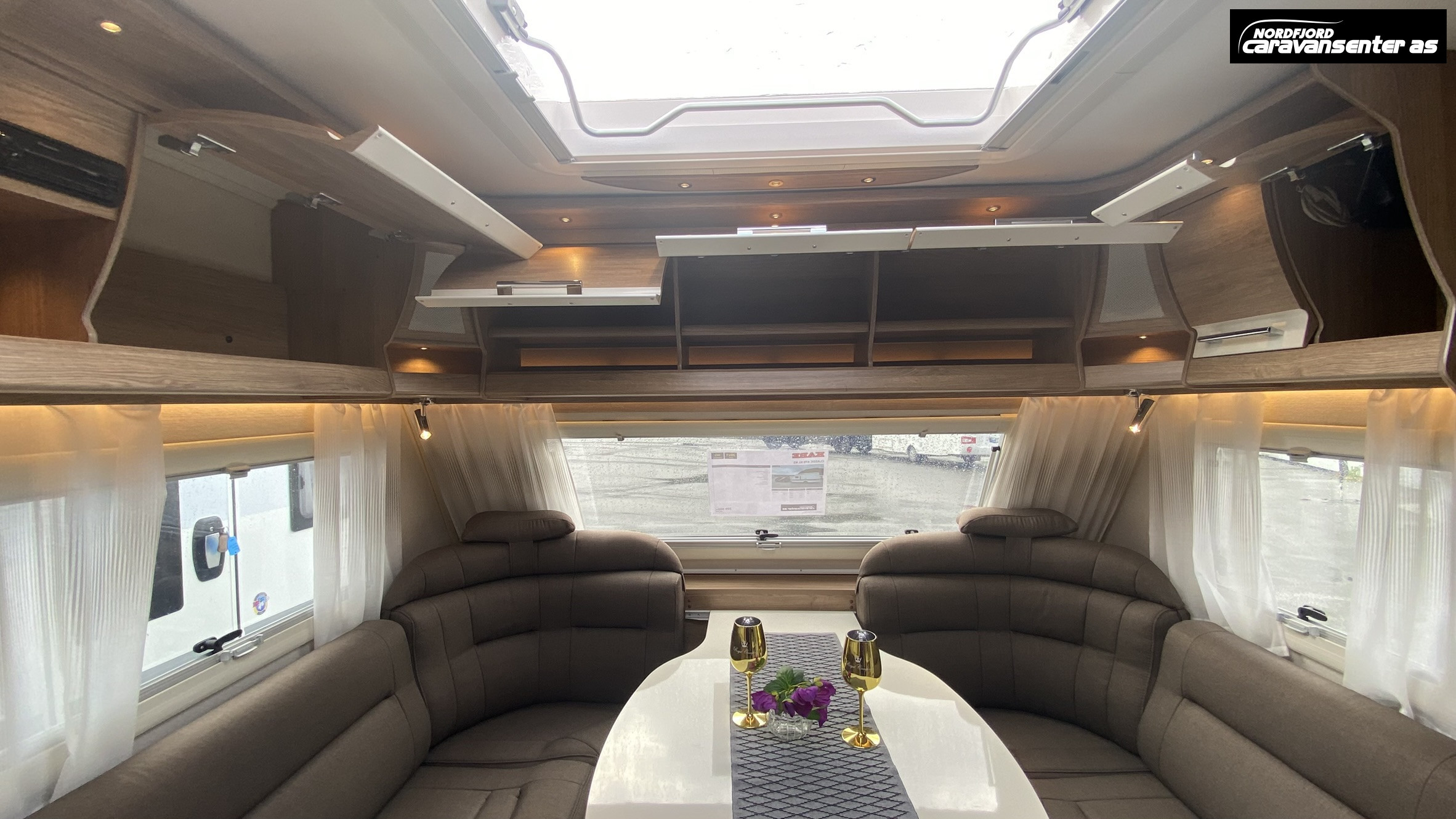 KABE CLASSIC 470 XL KS, med Posemarkise, mover og sykkelstativ - KABE