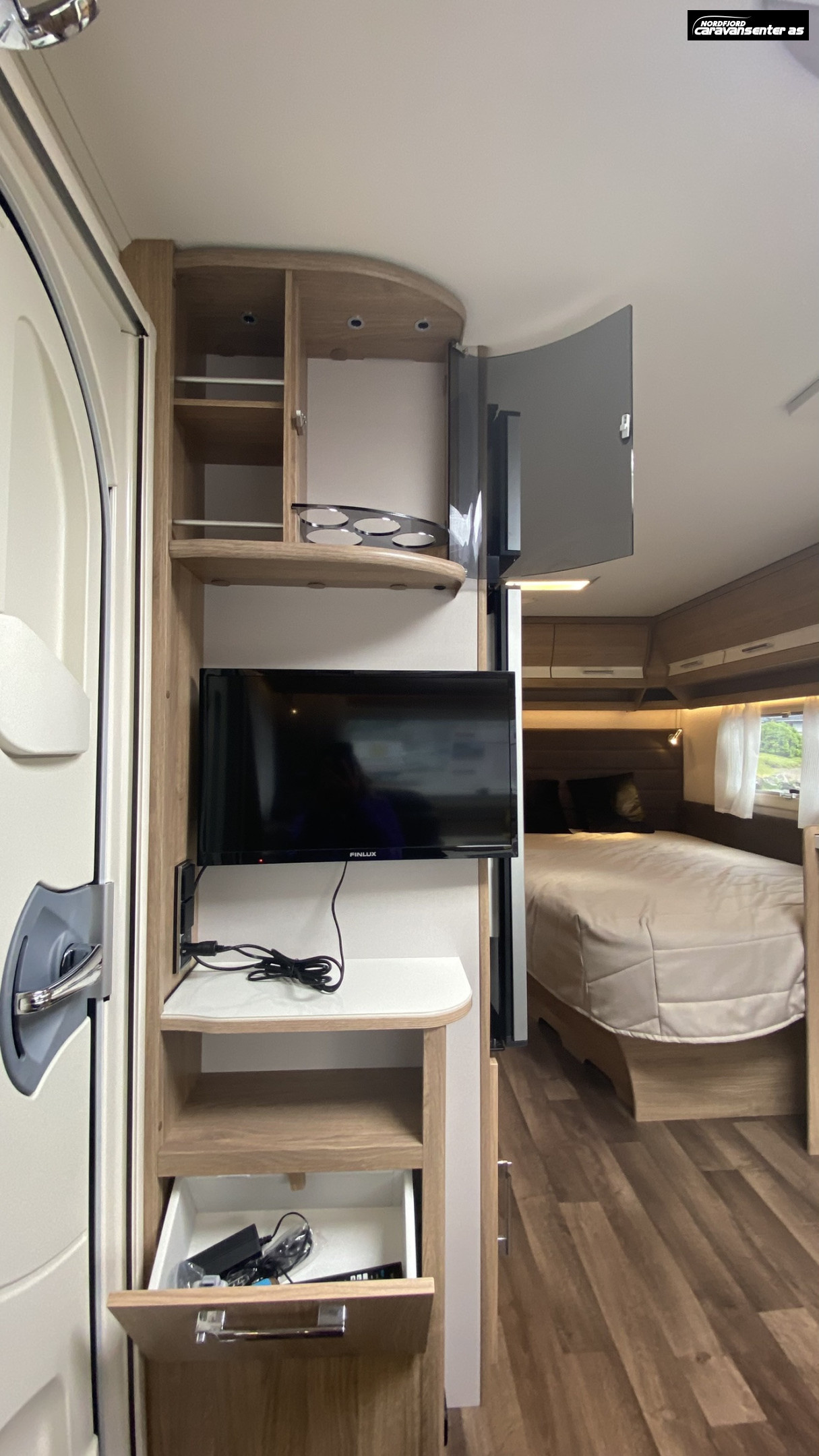 KABE CLASSIC 470 XL KS, med Posemarkise, mover og sykkelstativ - KABE