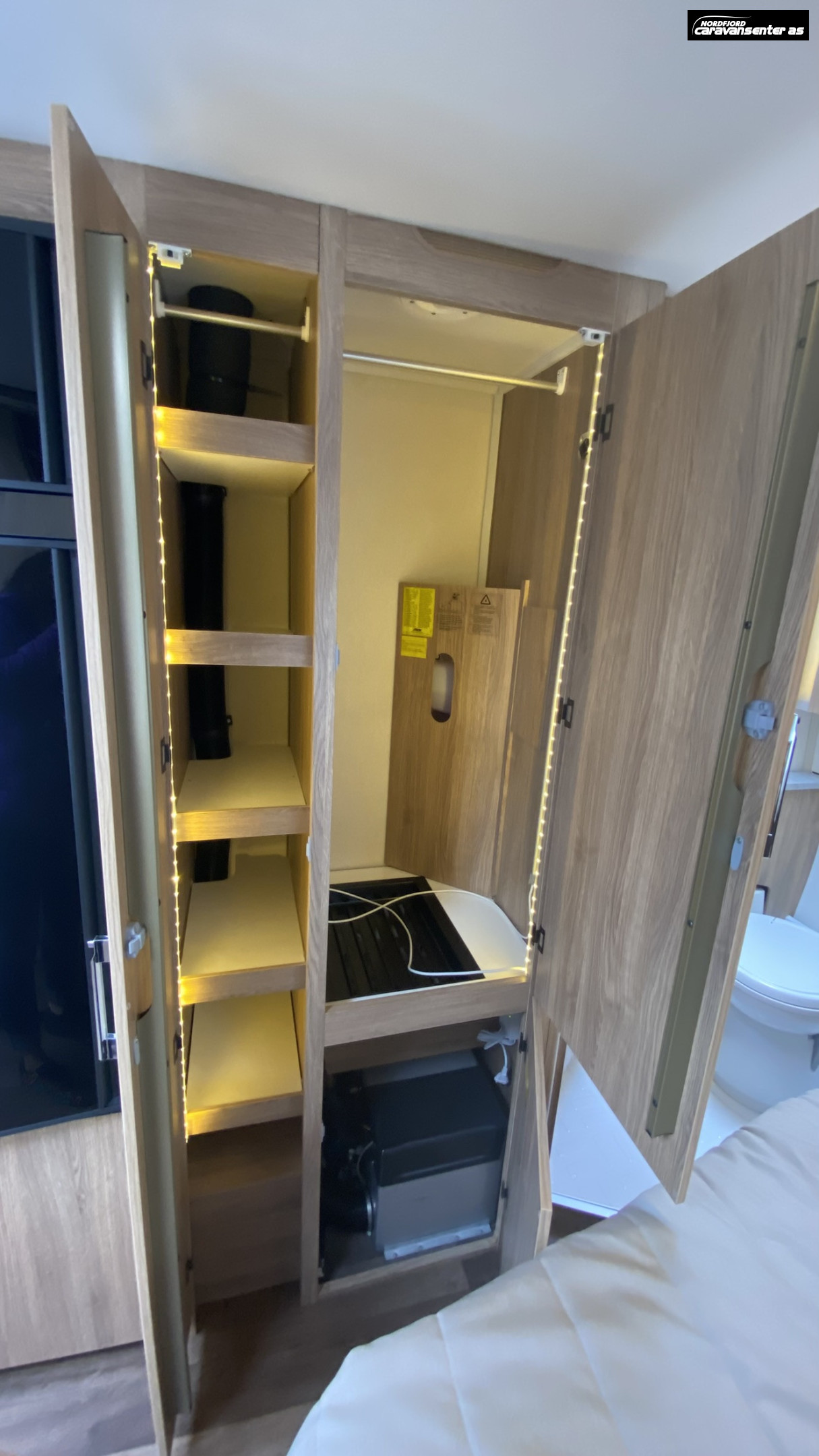 KABE CLASSIC 470 XL KS, med Posemarkise, mover og sykkelstativ - KABE