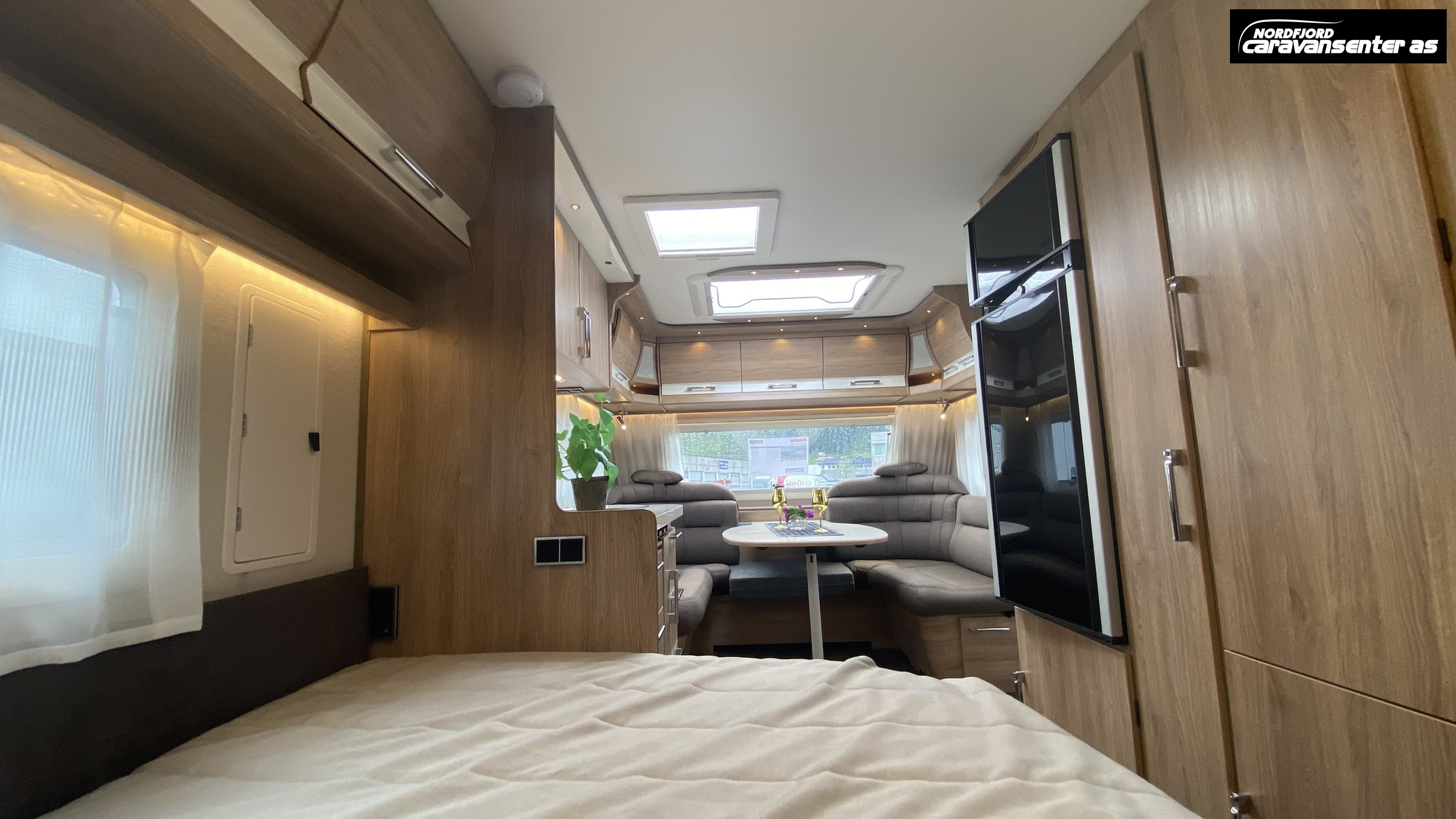 KABE CLASSIC 470 XL KS, med Posemarkise, mover og sykkelstativ - KABE