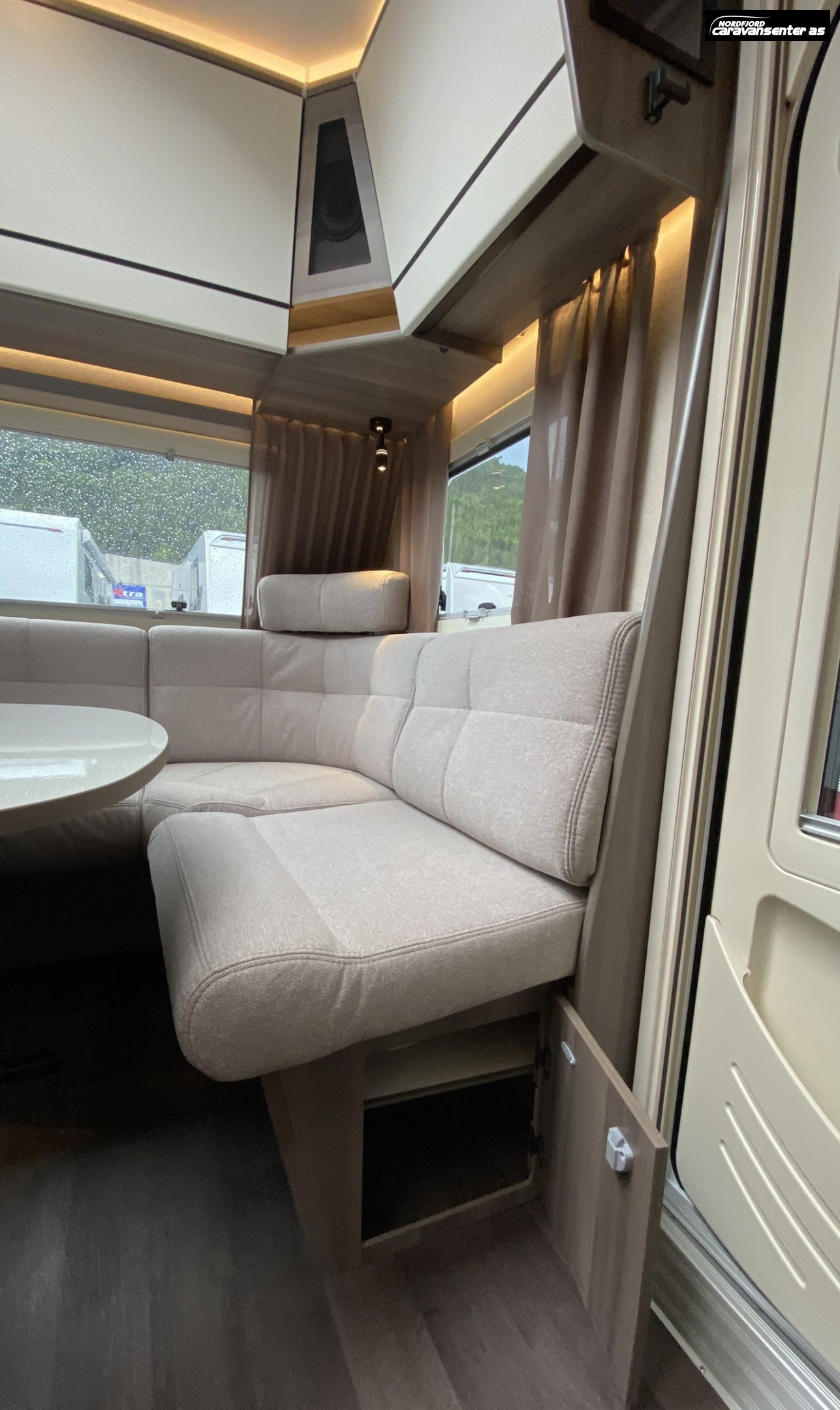 KABE ESTATE 600 TDL KS - KABE