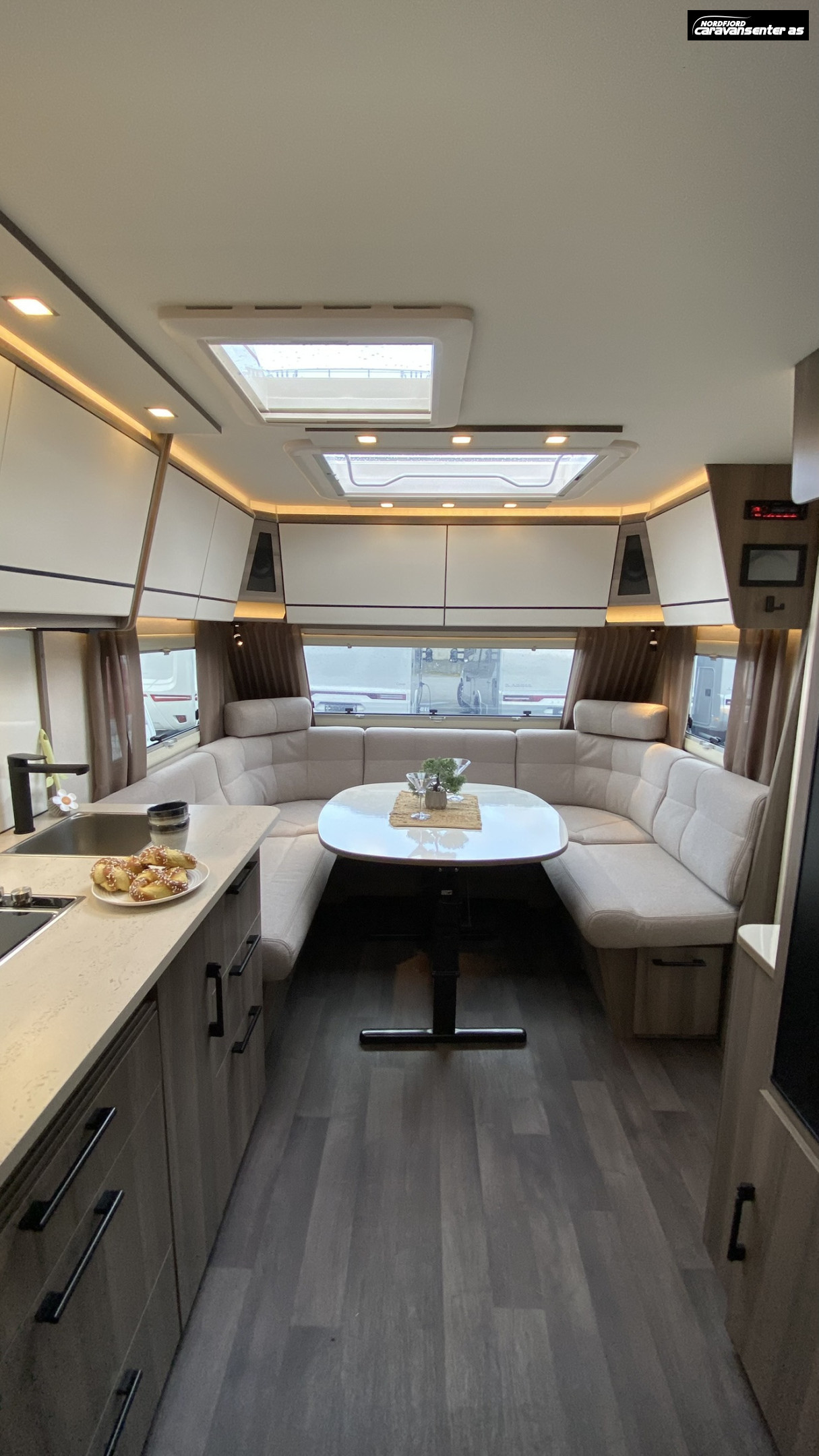 KABE ESTATE 600 TDL KS - KABE