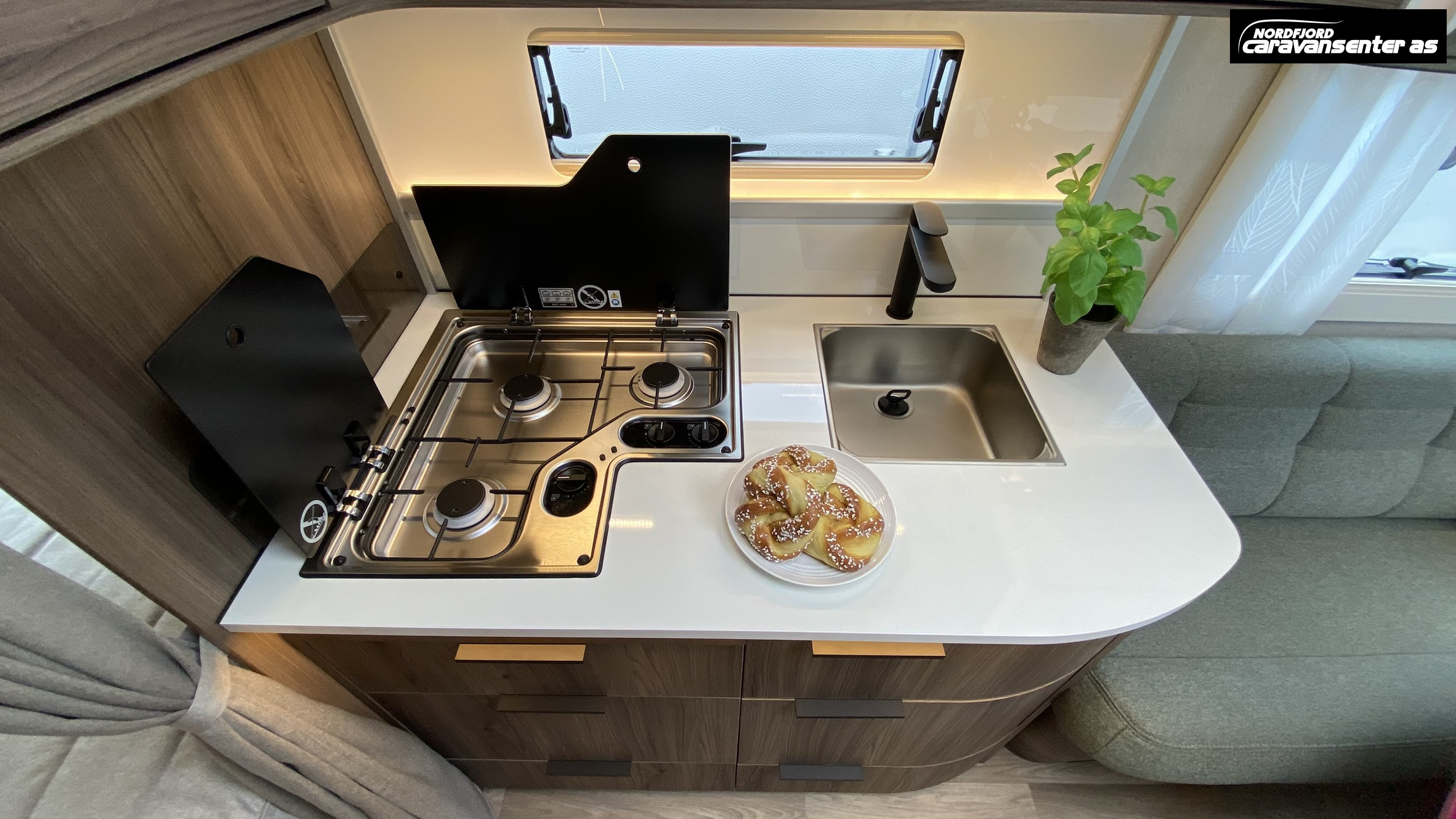 KABE BRILJANT 470 XL KS - KABE