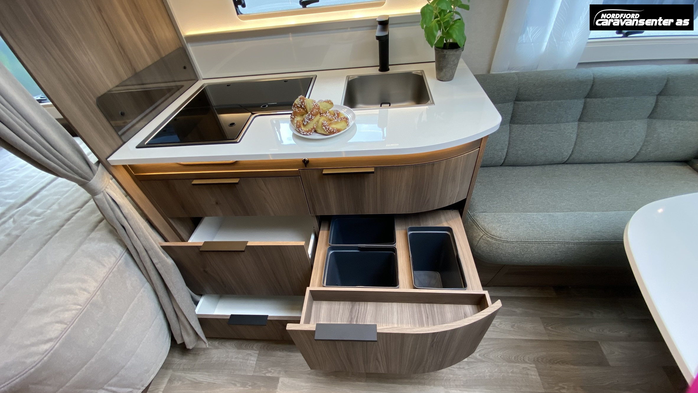 KABE BRILJANT 470 XL KS - KABE