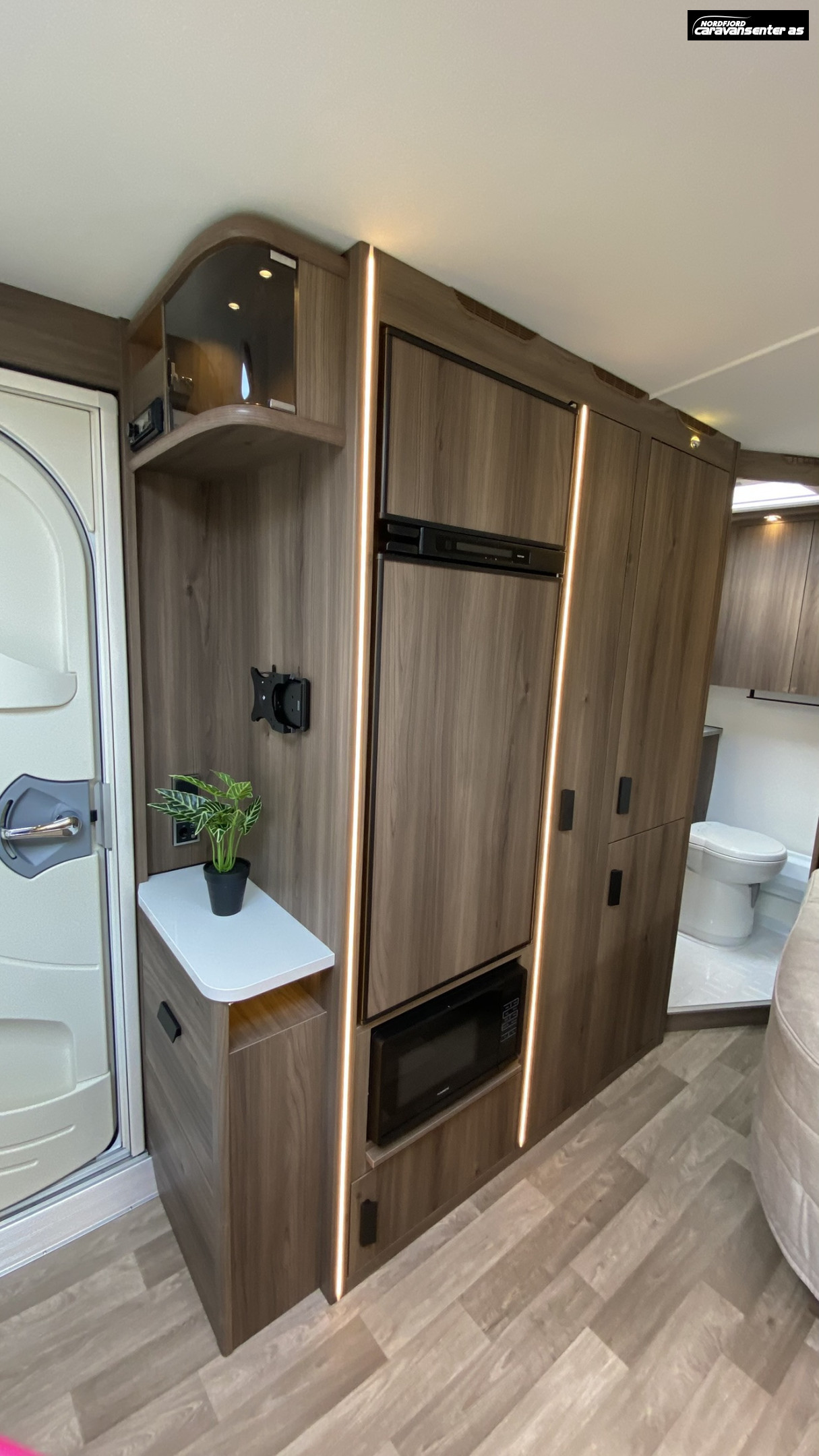 KABE BRILJANT 470 XL KS - KABE