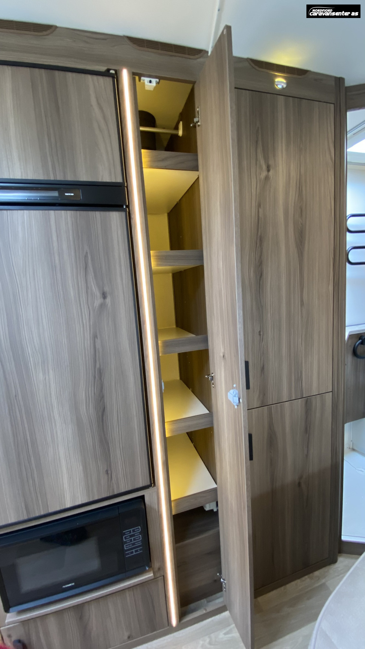 KABE BRILJANT 470 XL KS - KABE