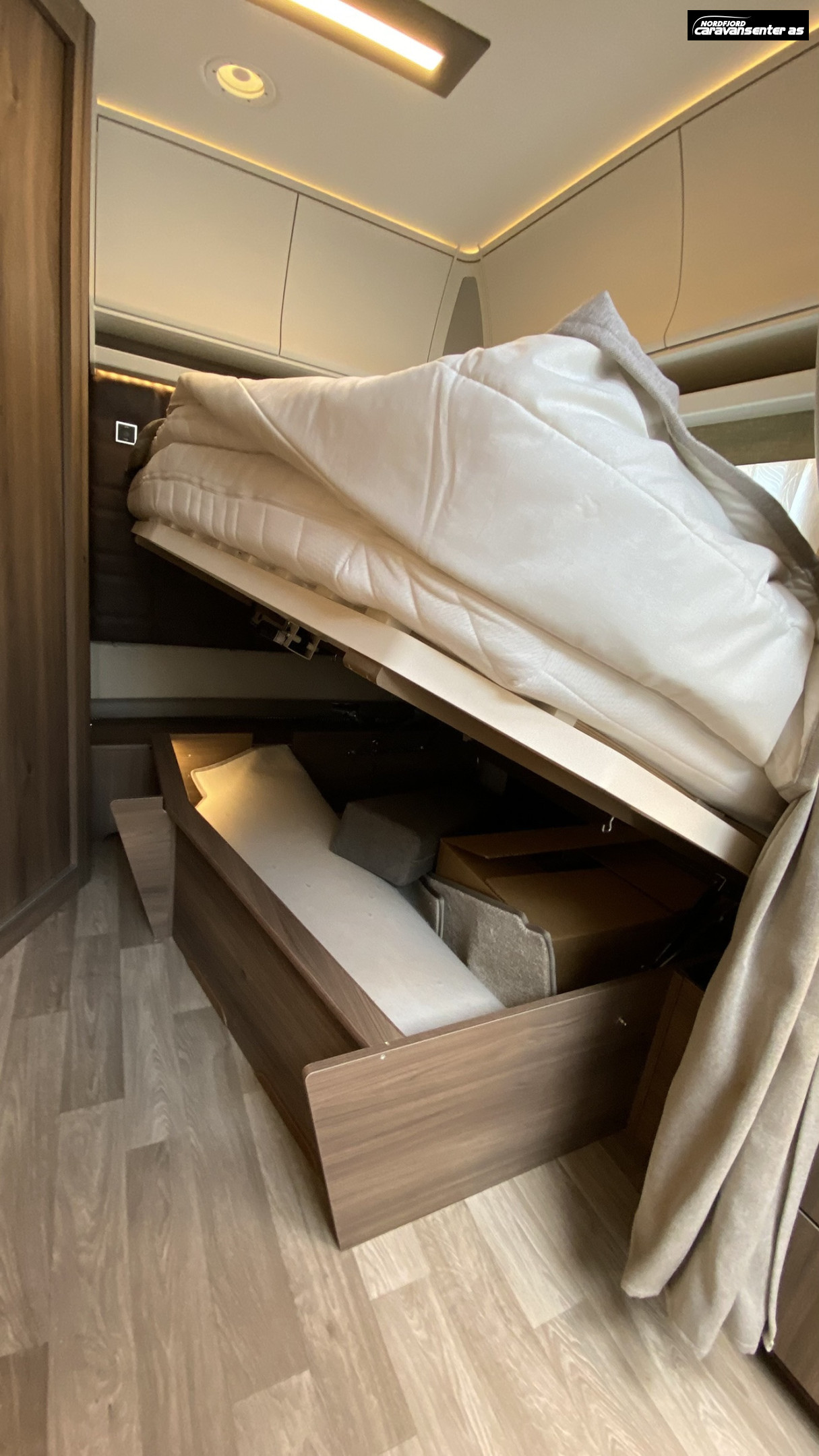 KABE BRILJANT 470 XL KS - KABE