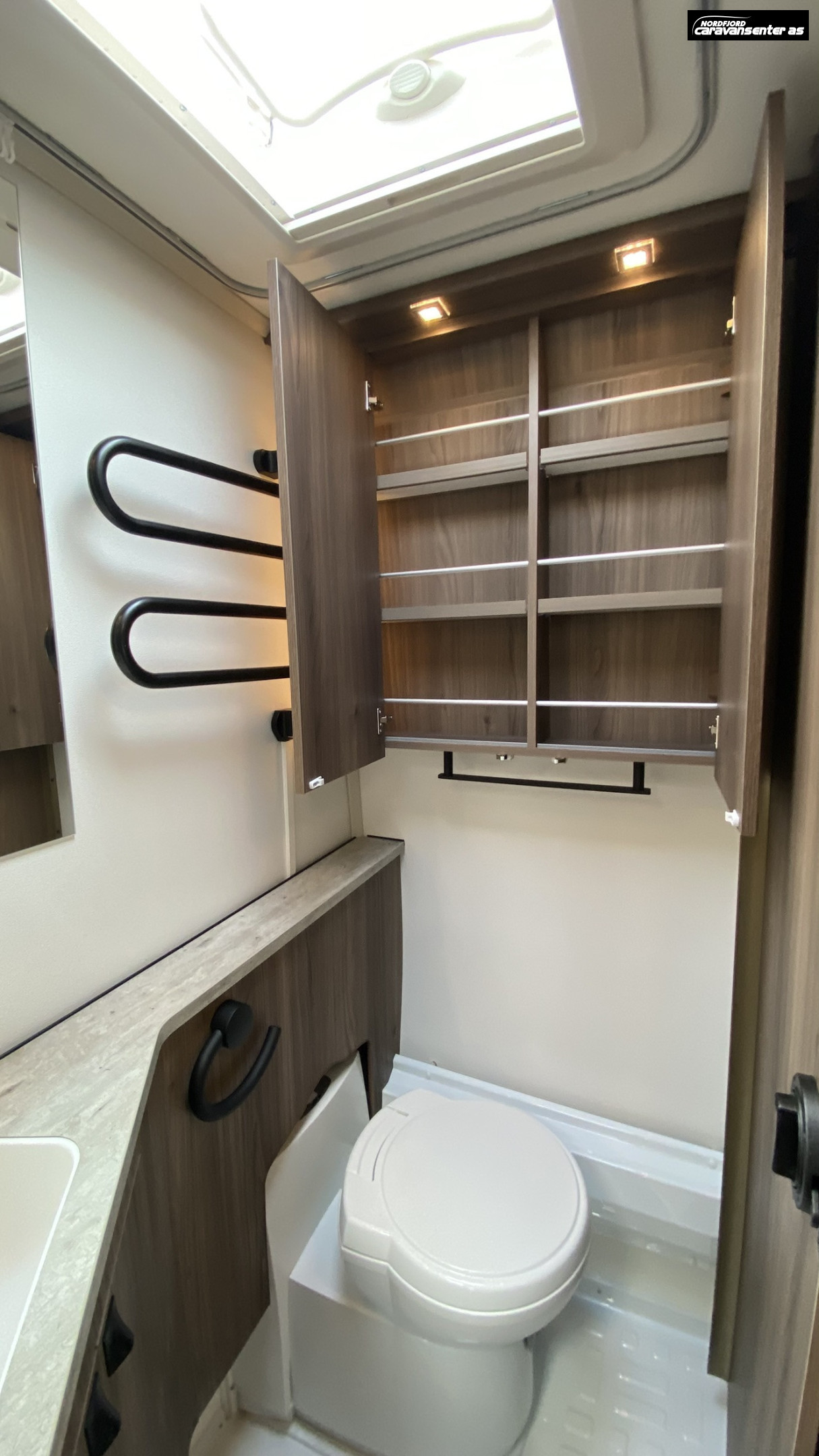 KABE BRILJANT 470 XL KS - KABE