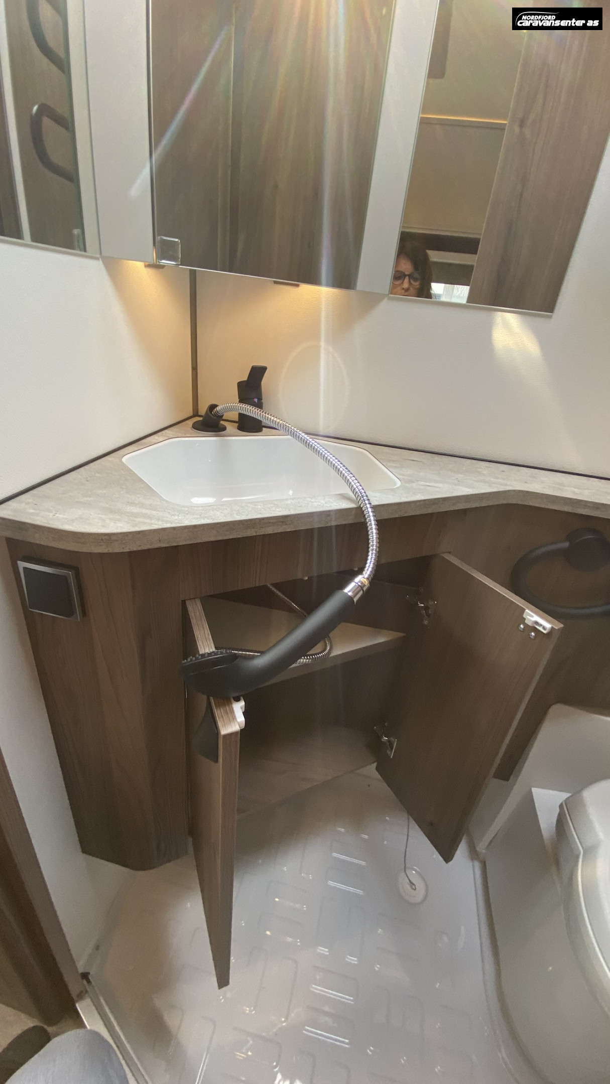 KABE BRILJANT 470 XL KS - KABE