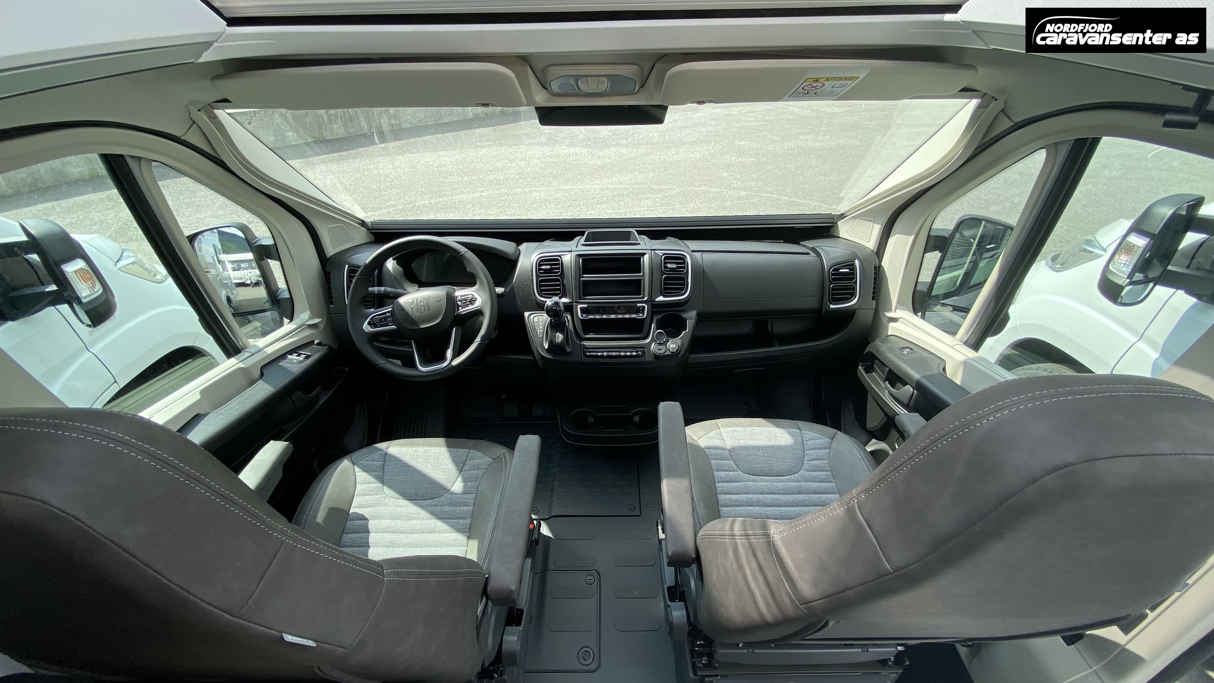 Adria TWIN SUPREME 640 SLB - Fiat MultiJet3 140HP (103kW) 35L - Adria
