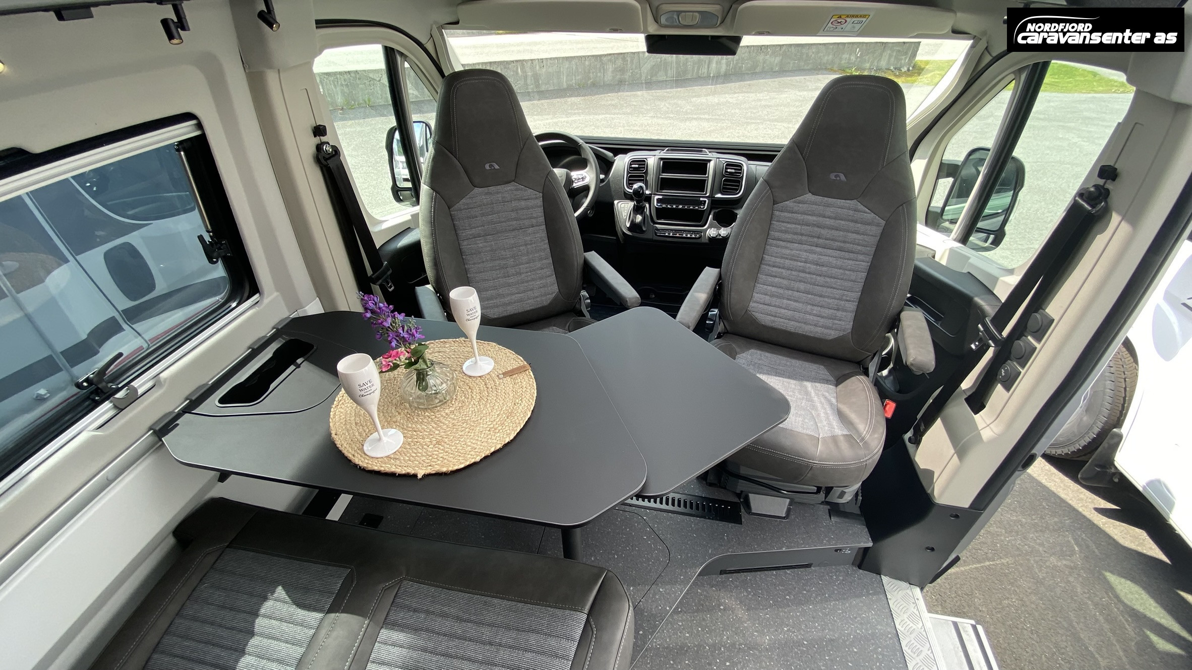 Adria TWIN SUPREME 640 SLB - Fiat MultiJet3 140HP (103kW) 35L - Adria