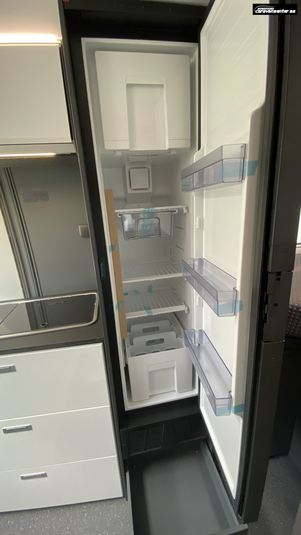 Adria TWIN SUPREME 640 SLB - Fiat MultiJet3 140HP (103kW) 35L - Adria