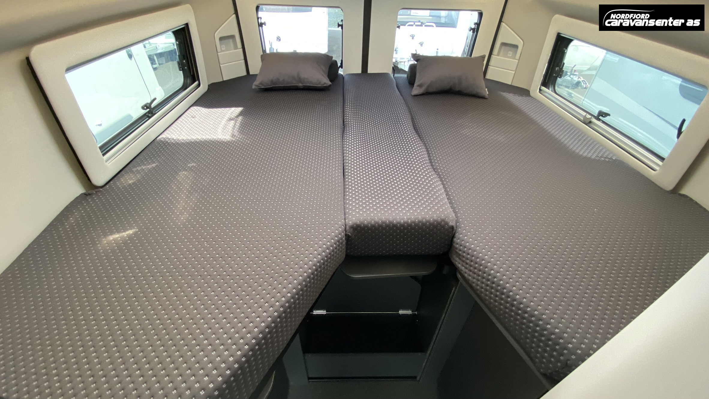 Adria TWIN SUPREME 640 SLB - Fiat MultiJet3 140HP (103kW) 35L - Adria