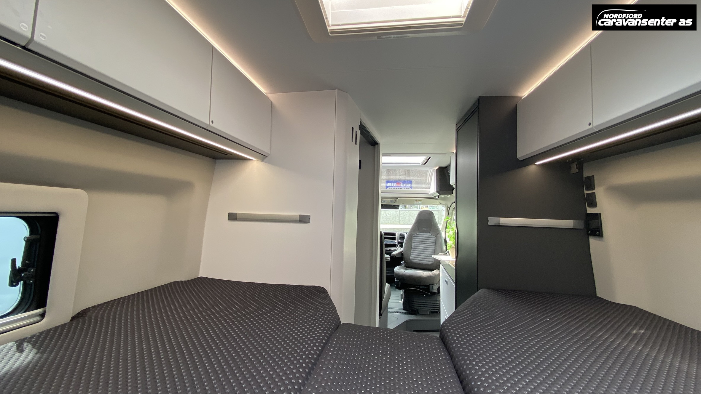 Adria TWIN SUPREME 640 SLB - Fiat MultiJet3 140HP (103kW) 35L - Adria