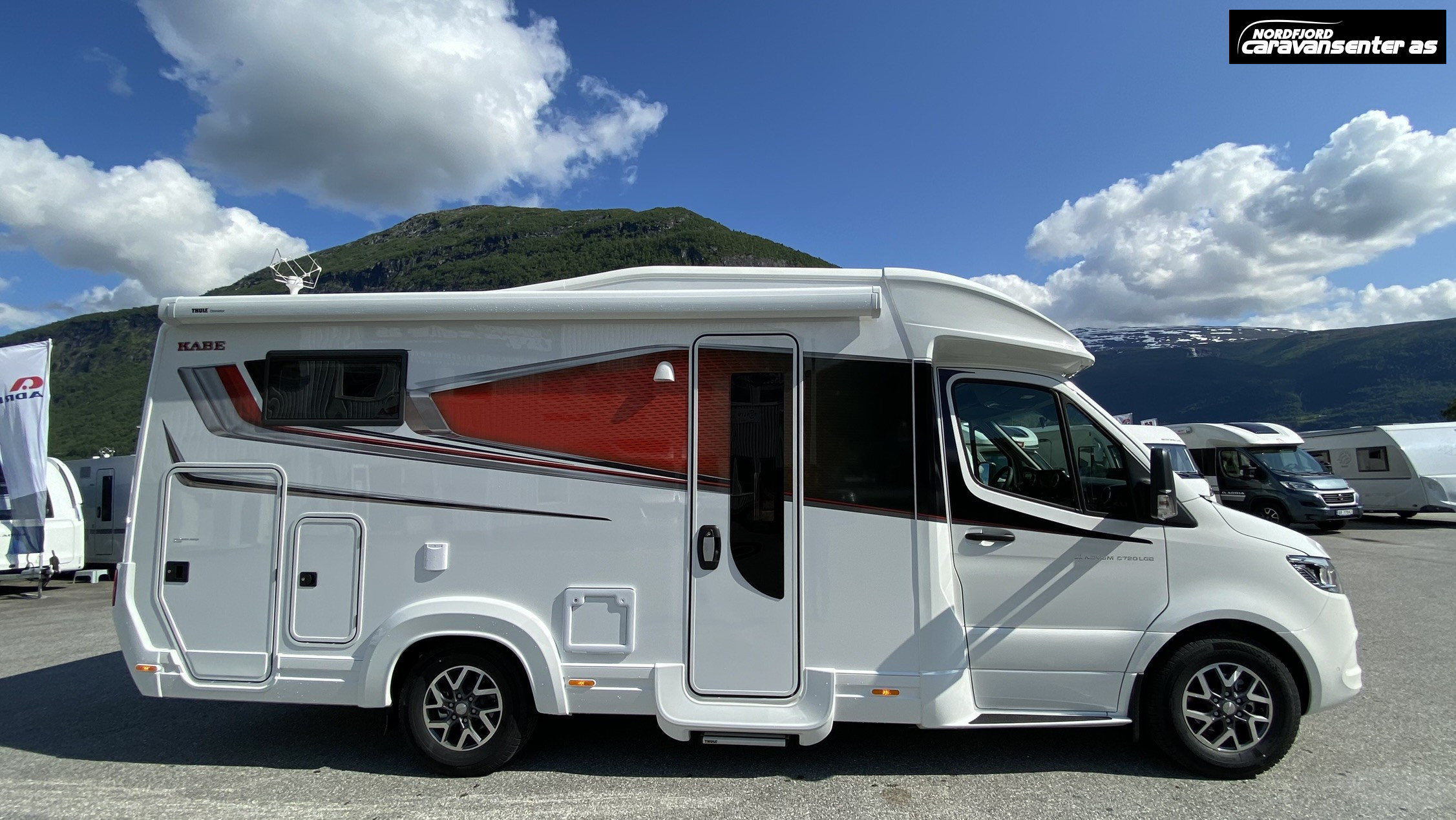TRAVEL MASTER COMPACT N720 LGB 3500 KG MED ROYALPAKKE - KABE