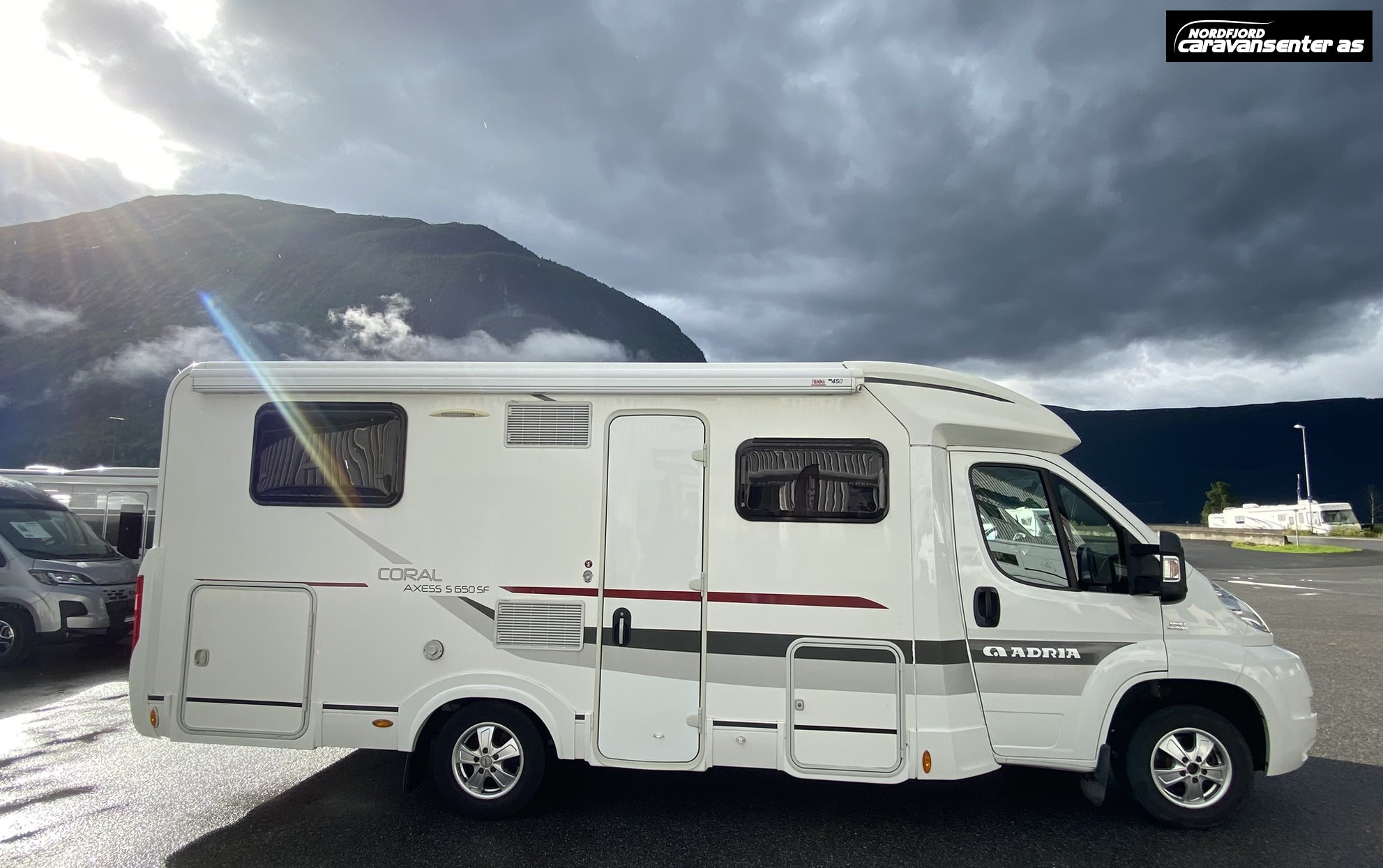Adria Coral Axess S 650 SF - Adria