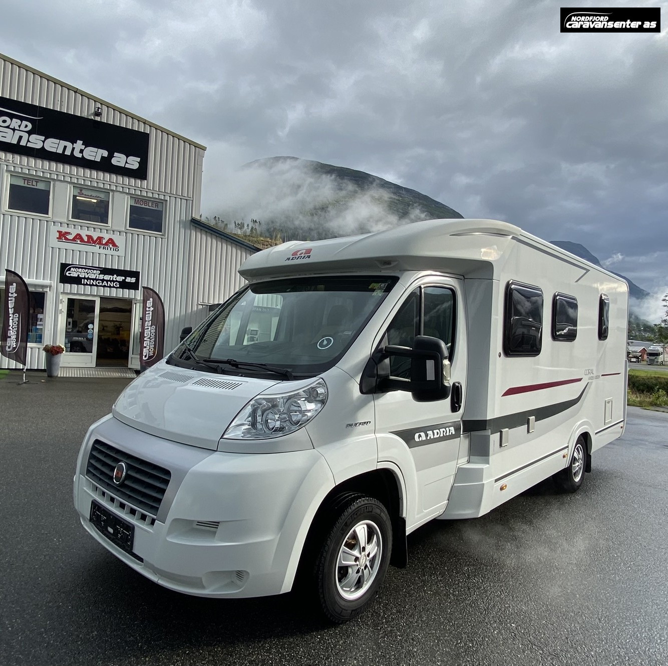 Adria Coral Axess S 650 SF - Adria