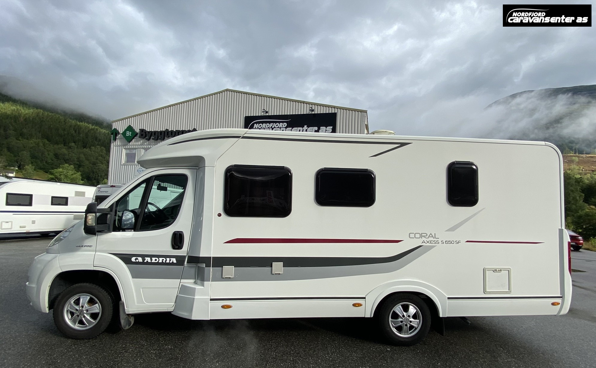 Adria Coral Axess S 650 SF - Adria