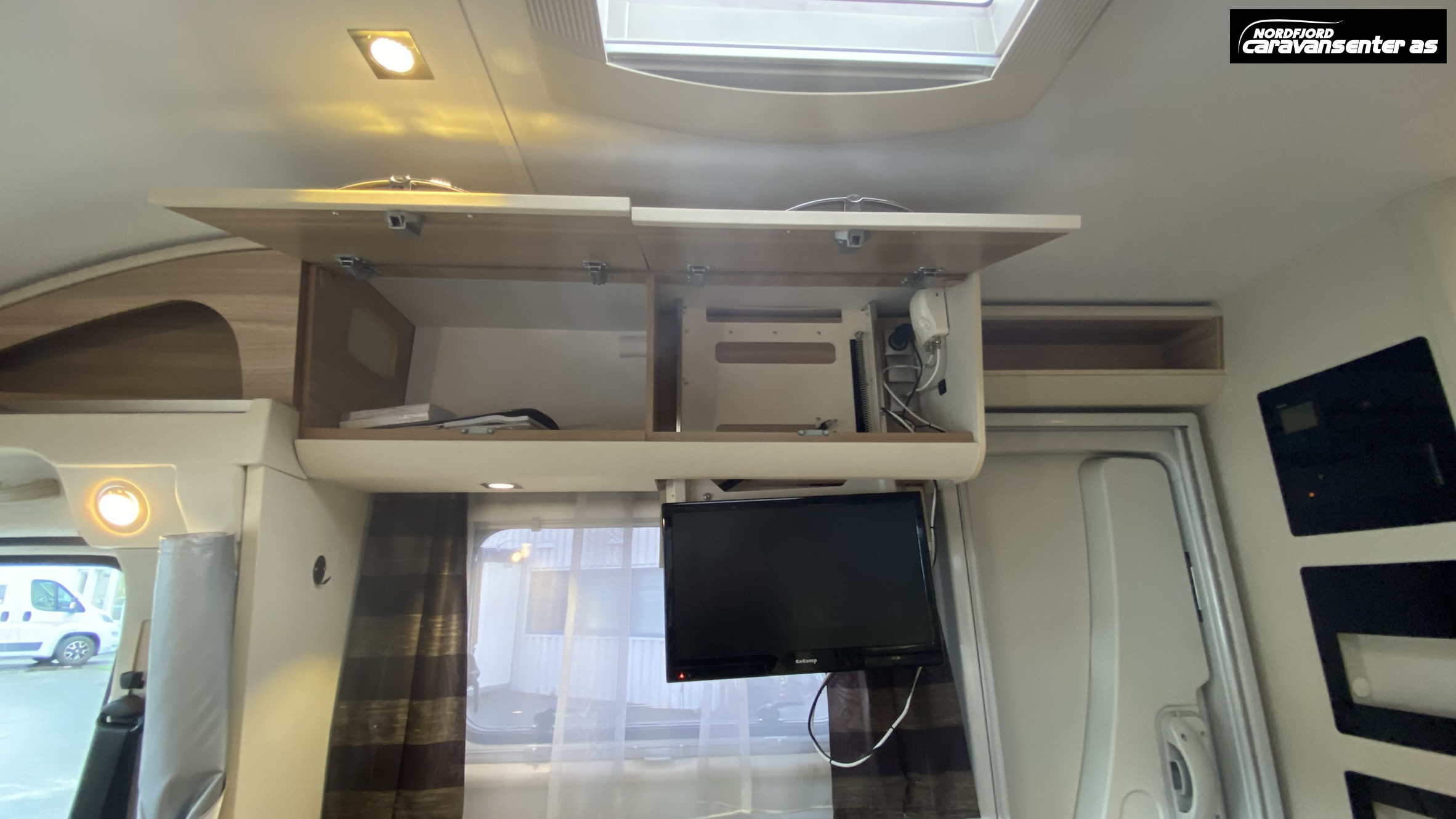 Adria Coral Axess S 650 SF - Adria