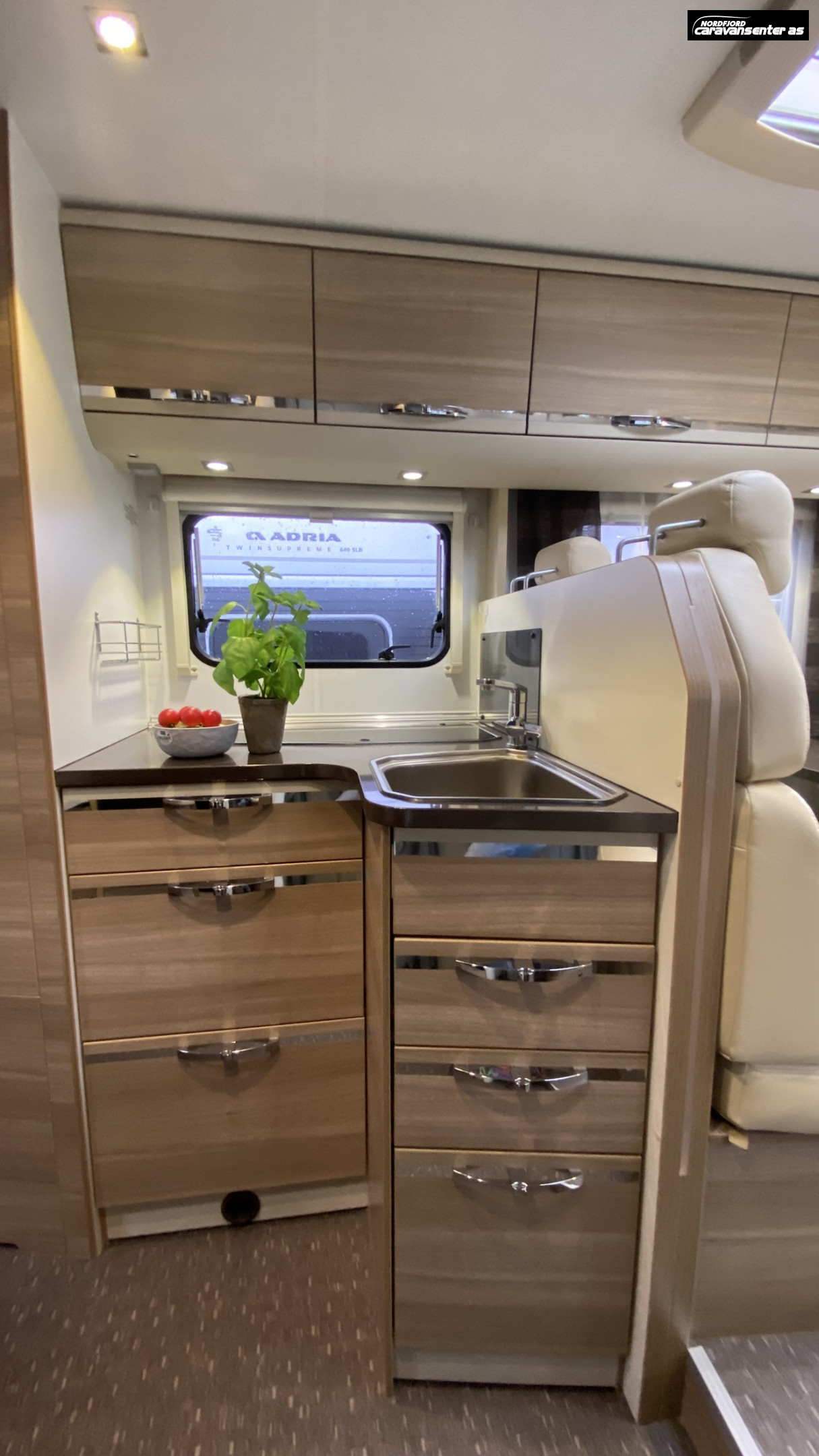 Adria Coral Axess S 650 SF - Adria