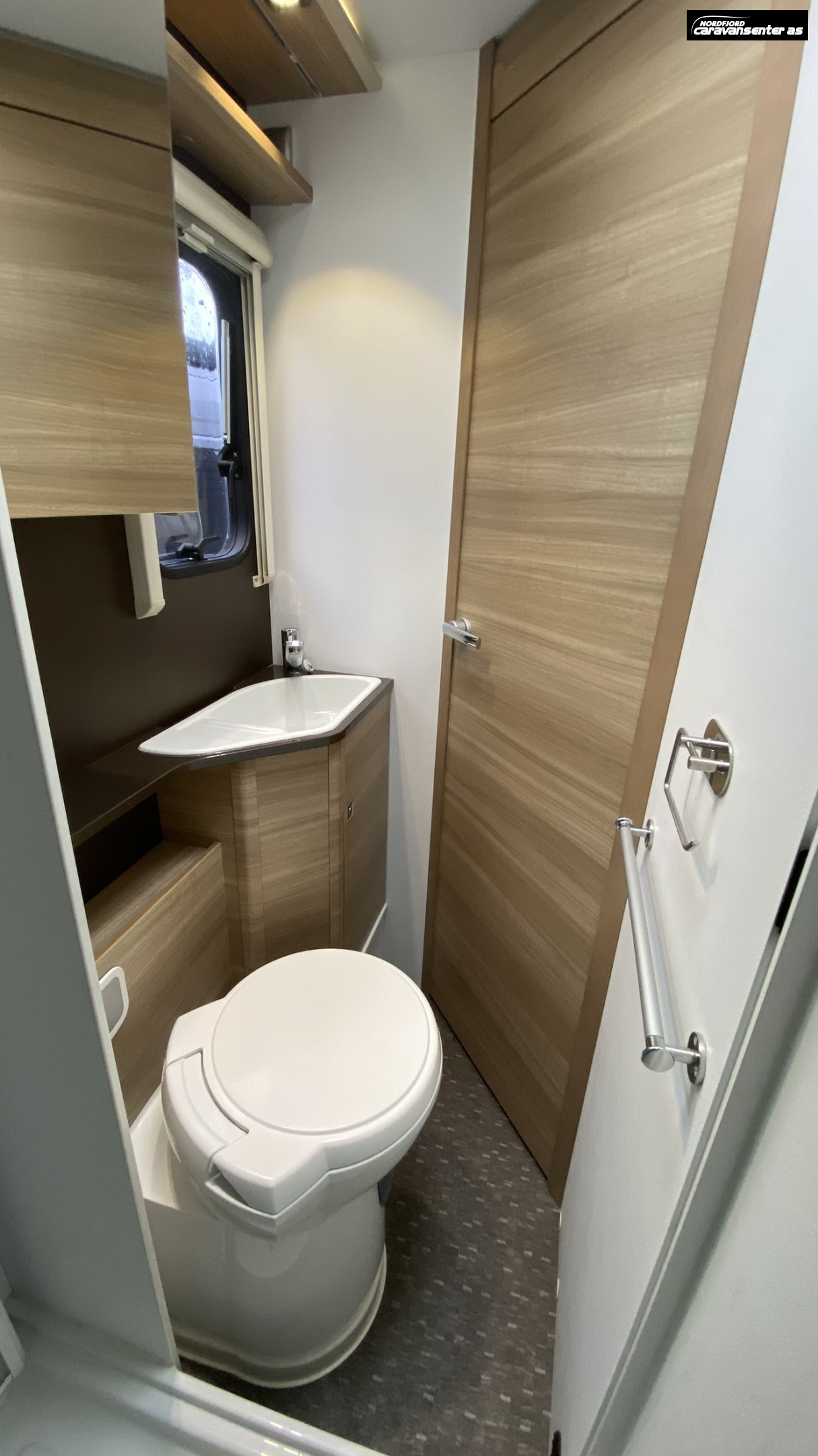 Adria Coral Axess S 650 SF - Adria