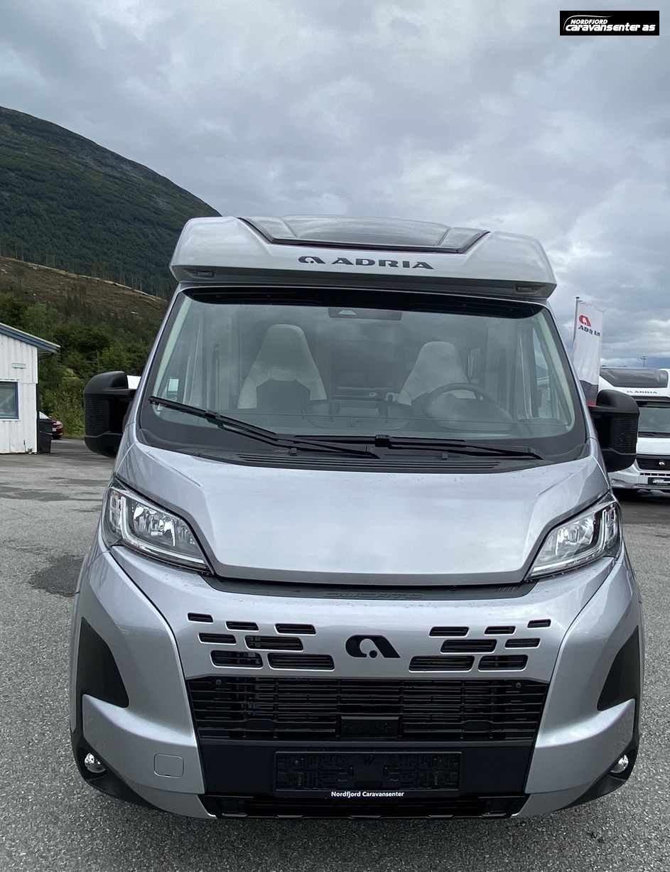 Adria COMPACT DL 60Y - Fiat MultiJet3 140HP (103kW) 35L - Adria