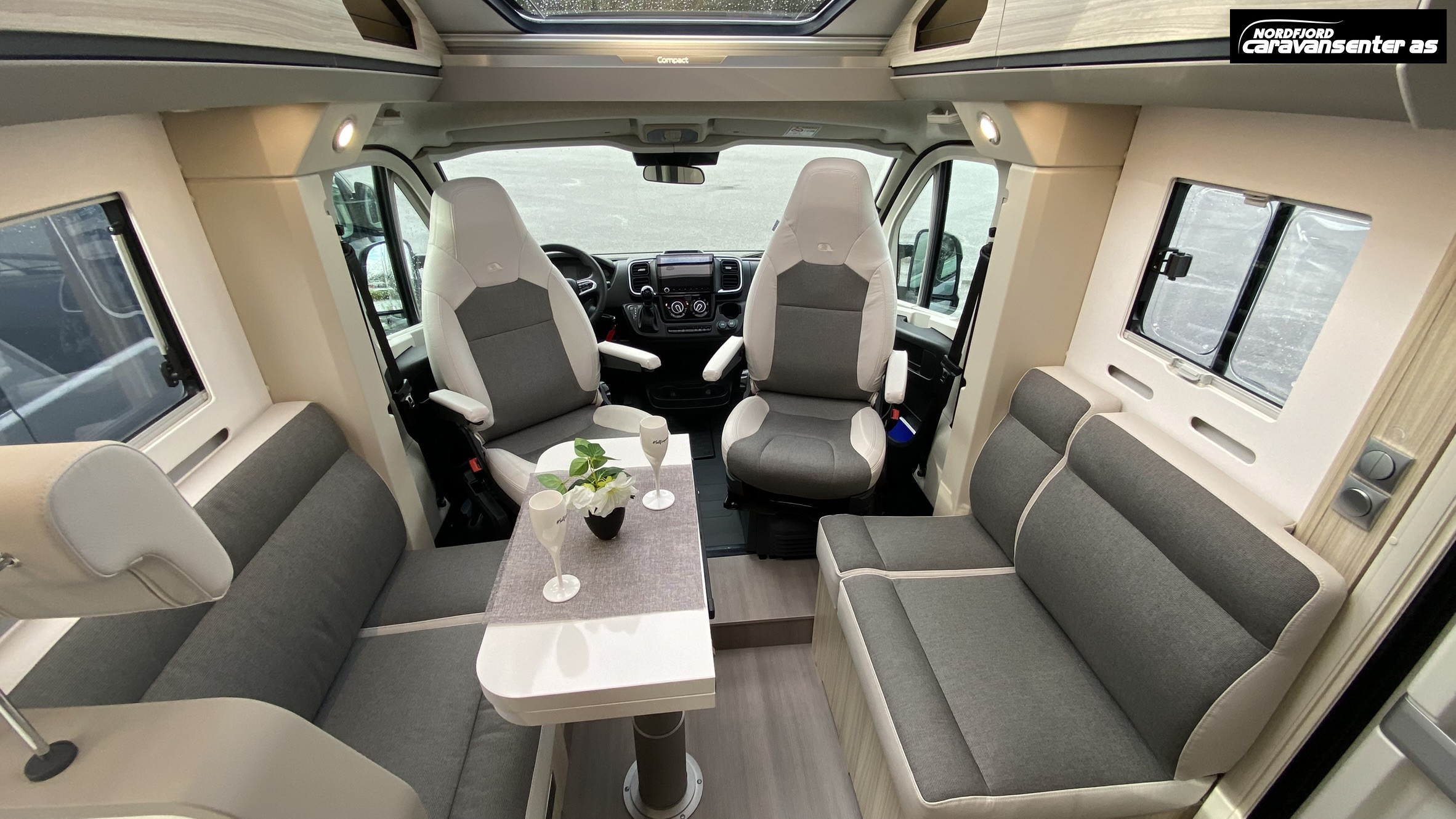 Adria COMPACT DL 60Y - Fiat MultiJet3 140HP (103kW) 35L - Adria