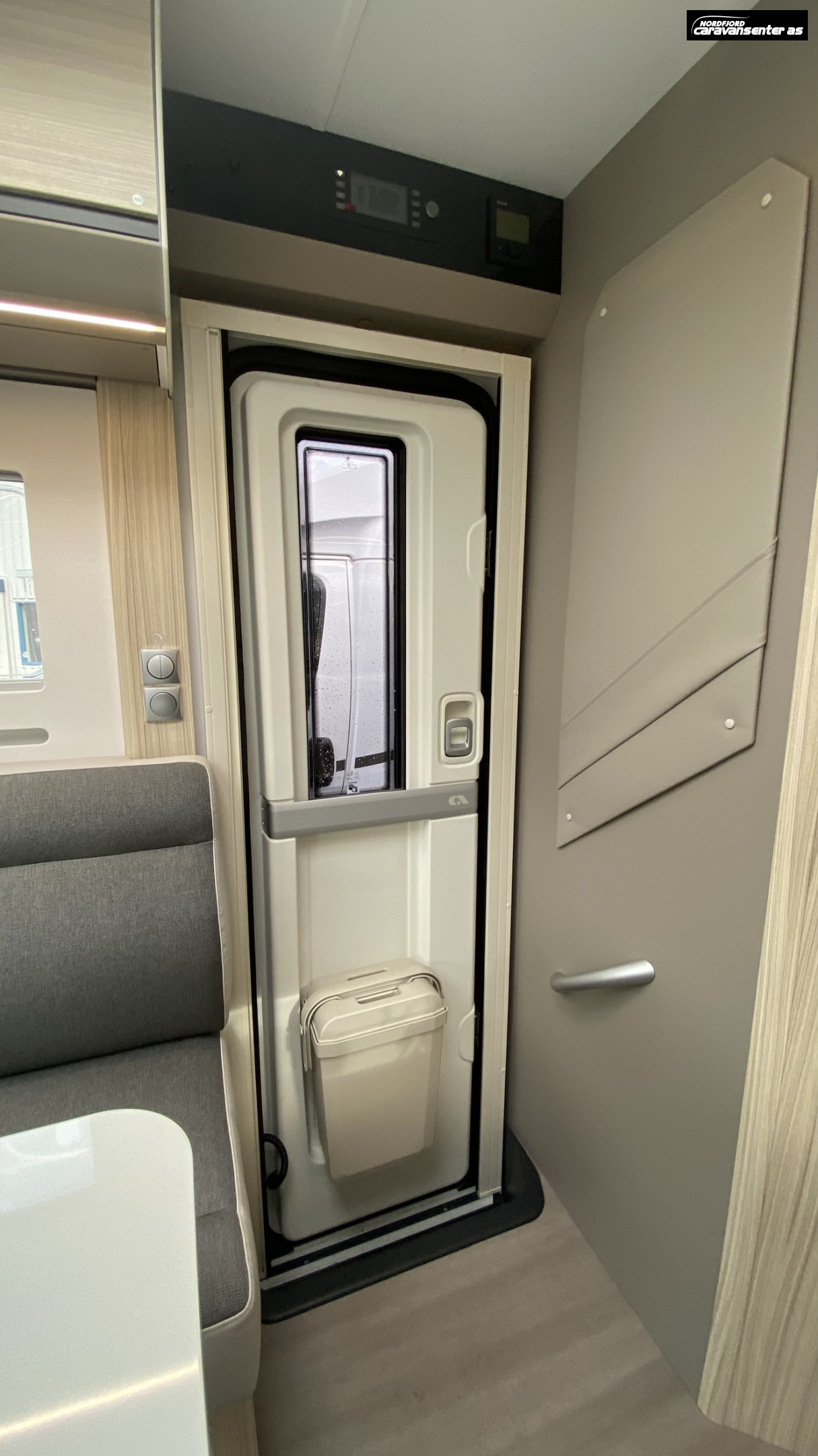 Adria COMPACT DL 60Y - Fiat MultiJet3 140HP (103kW) 35L - Adria