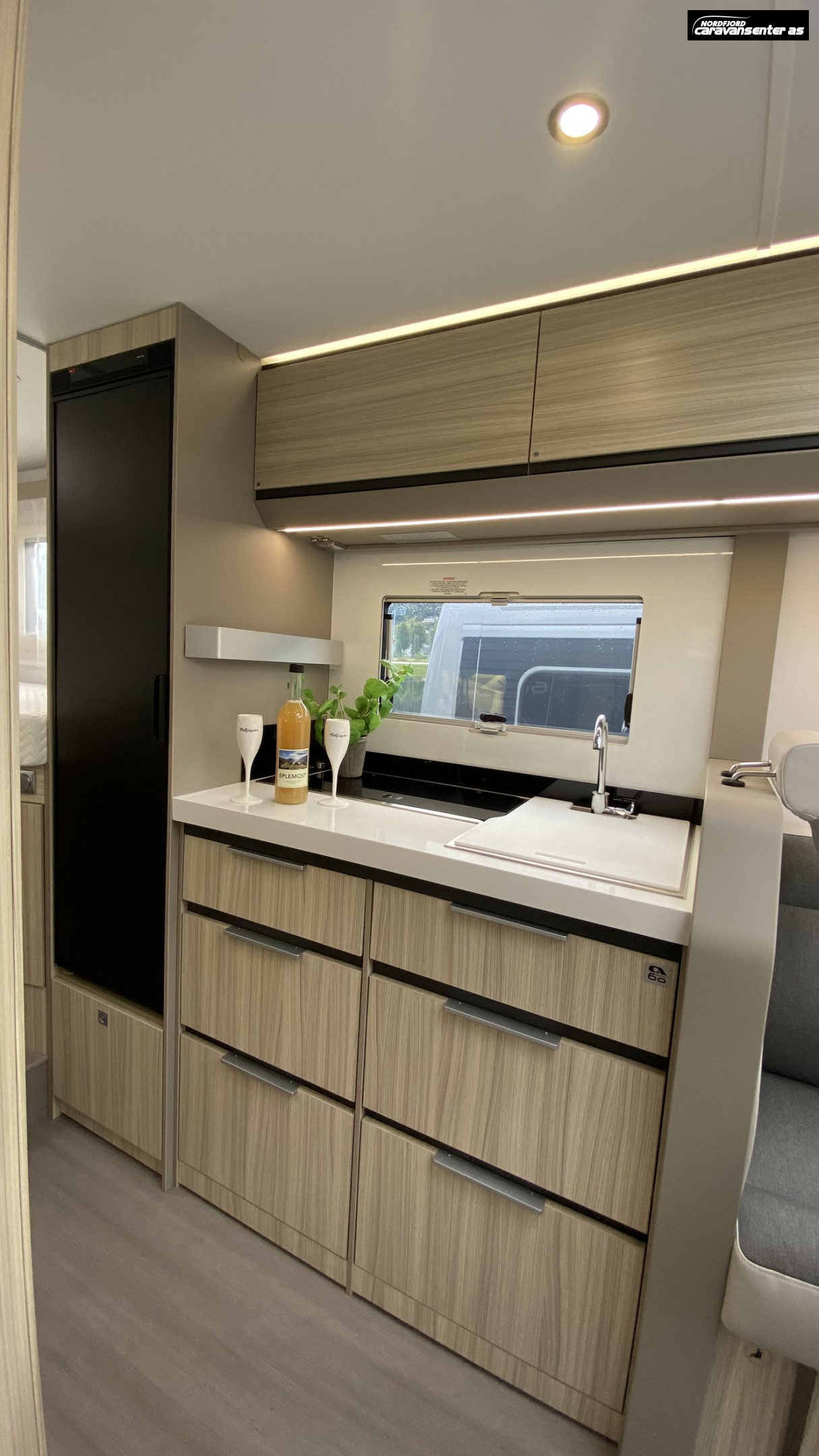 Adria COMPACT DL 60Y - Fiat MultiJet3 140HP (103kW) 35L - Adria