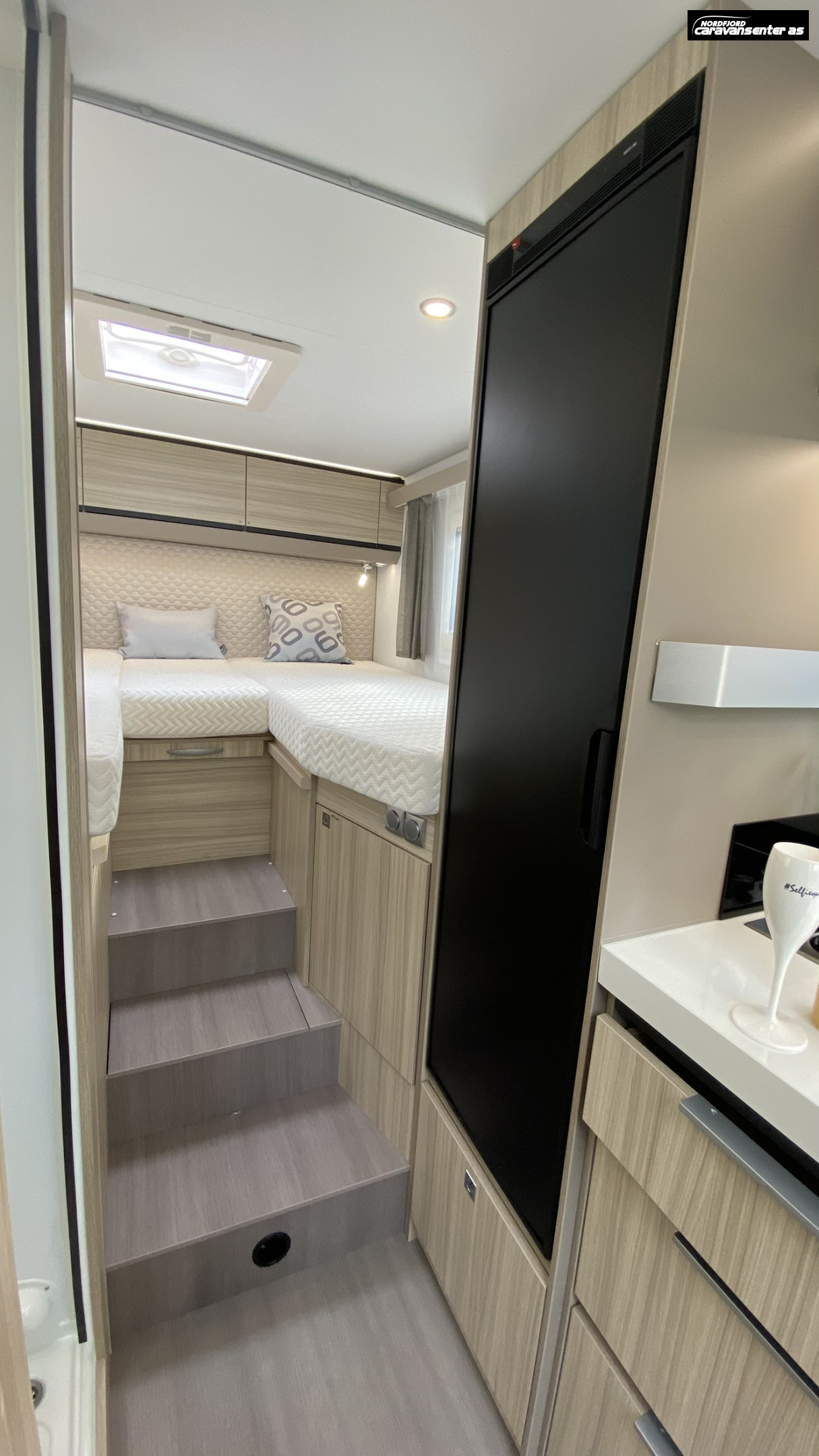 Adria COMPACT DL 60Y - Fiat MultiJet3 140HP (103kW) 35L - Adria