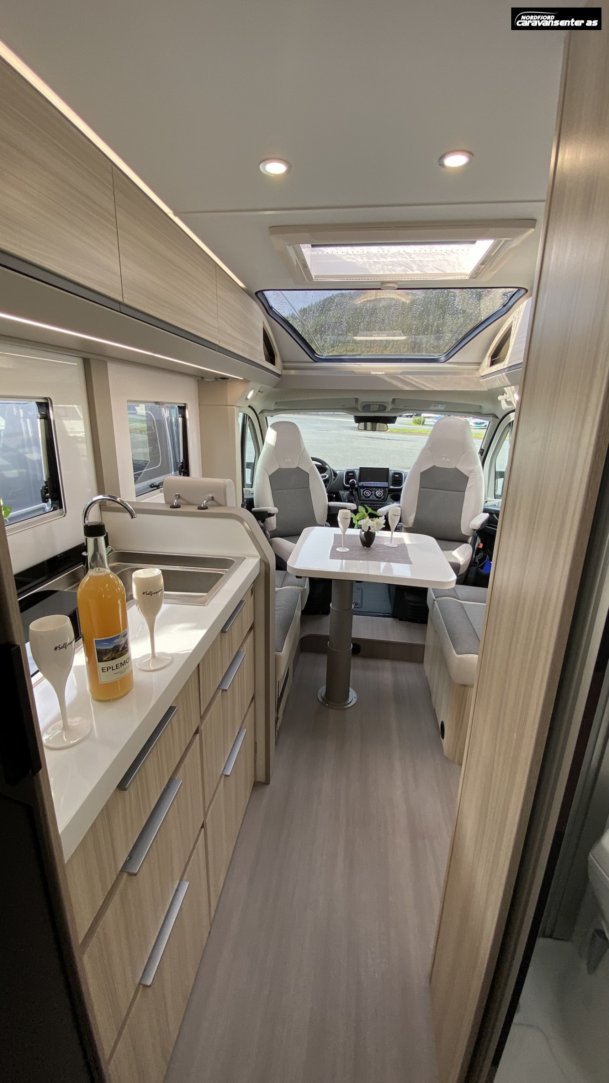 Adria COMPACT DL 60Y - Fiat MultiJet3 140HP (103kW) 35L - Adria