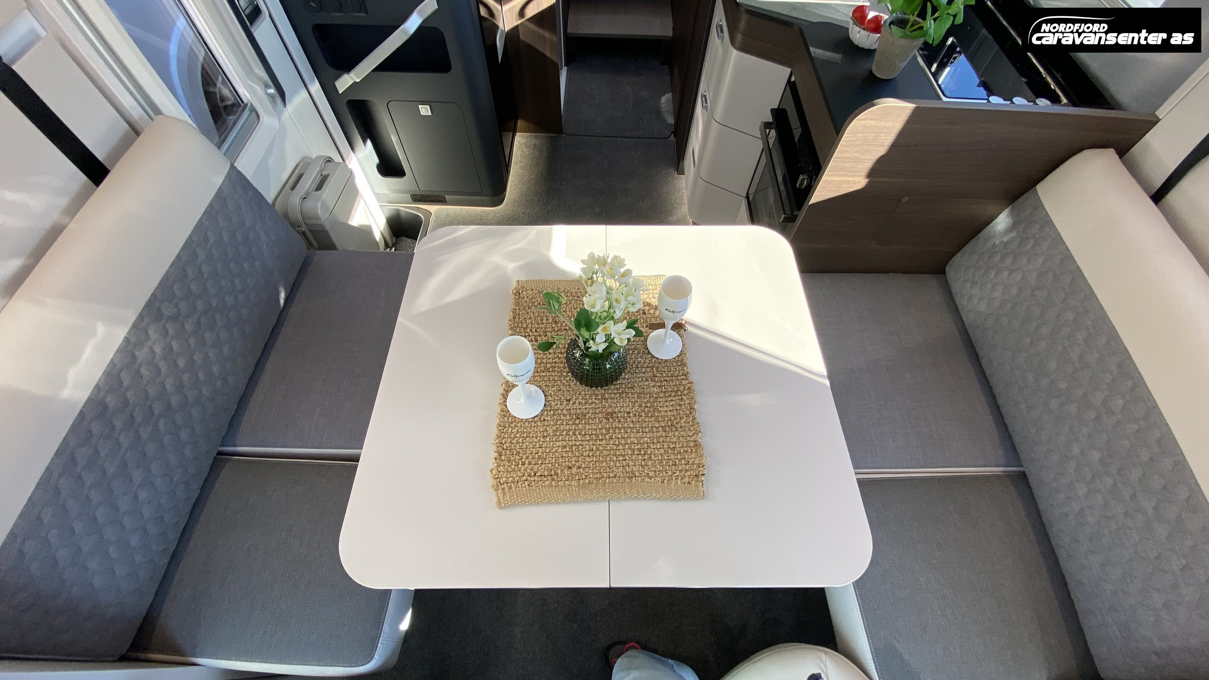Adria MATRIX SUPREME 670 DL - Fiat MultiJet3 180HP (131 kW) HD 44H - Adria