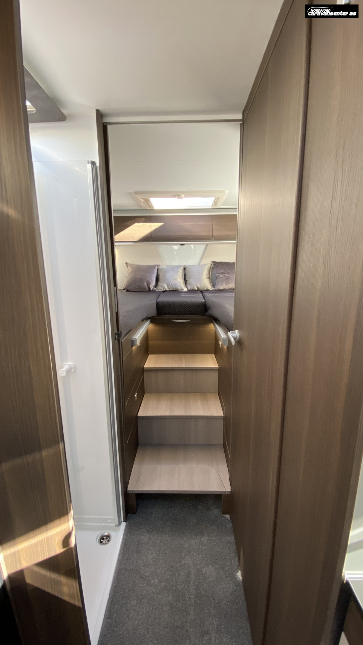 Adria MATRIX SUPREME 670 DL - Fiat MultiJet3 180HP (131 kW) HD 44H - Adria
