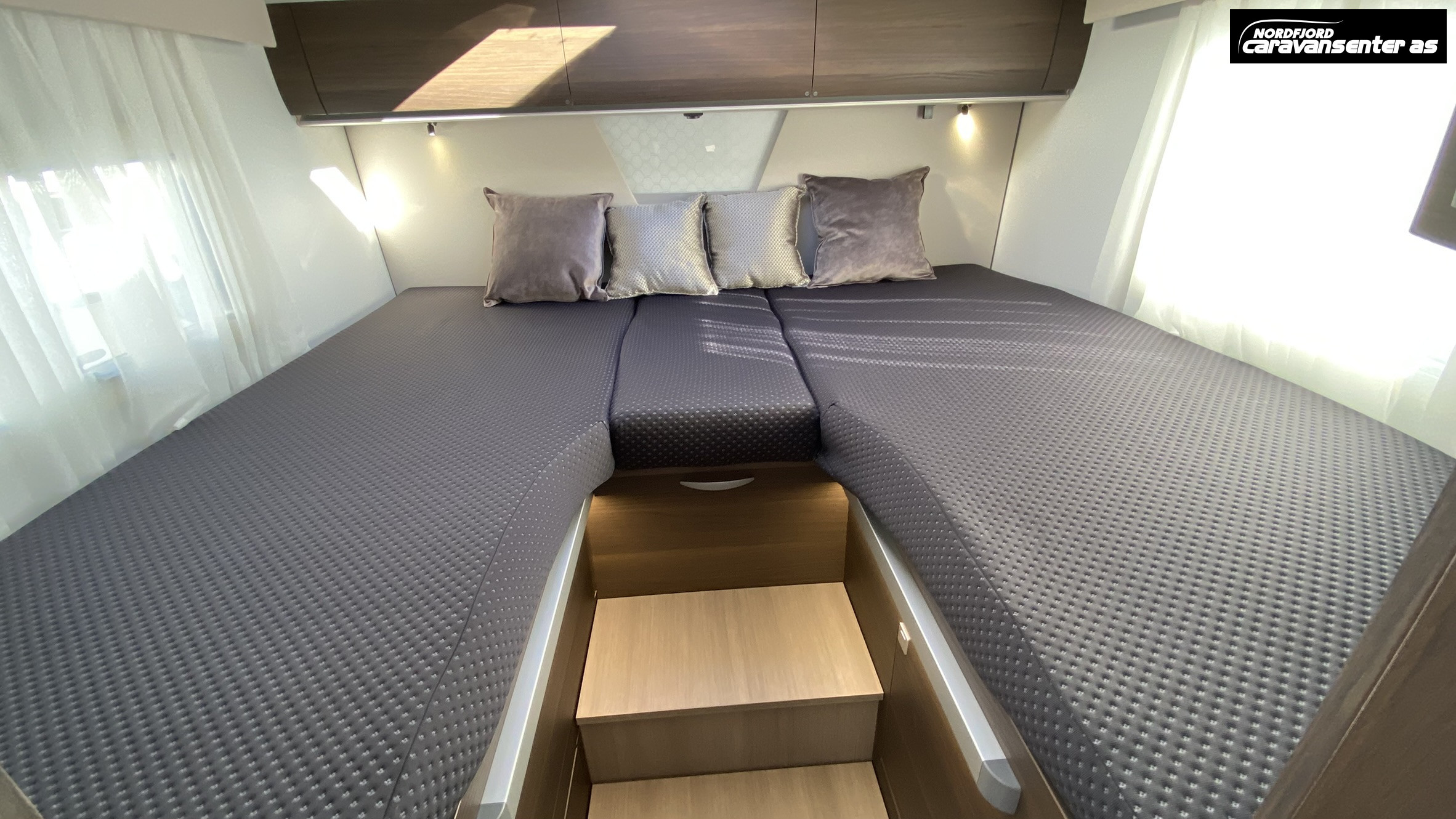 Adria MATRIX SUPREME 670 DL - Fiat MultiJet3 180HP (131 kW) HD 44H - Adria