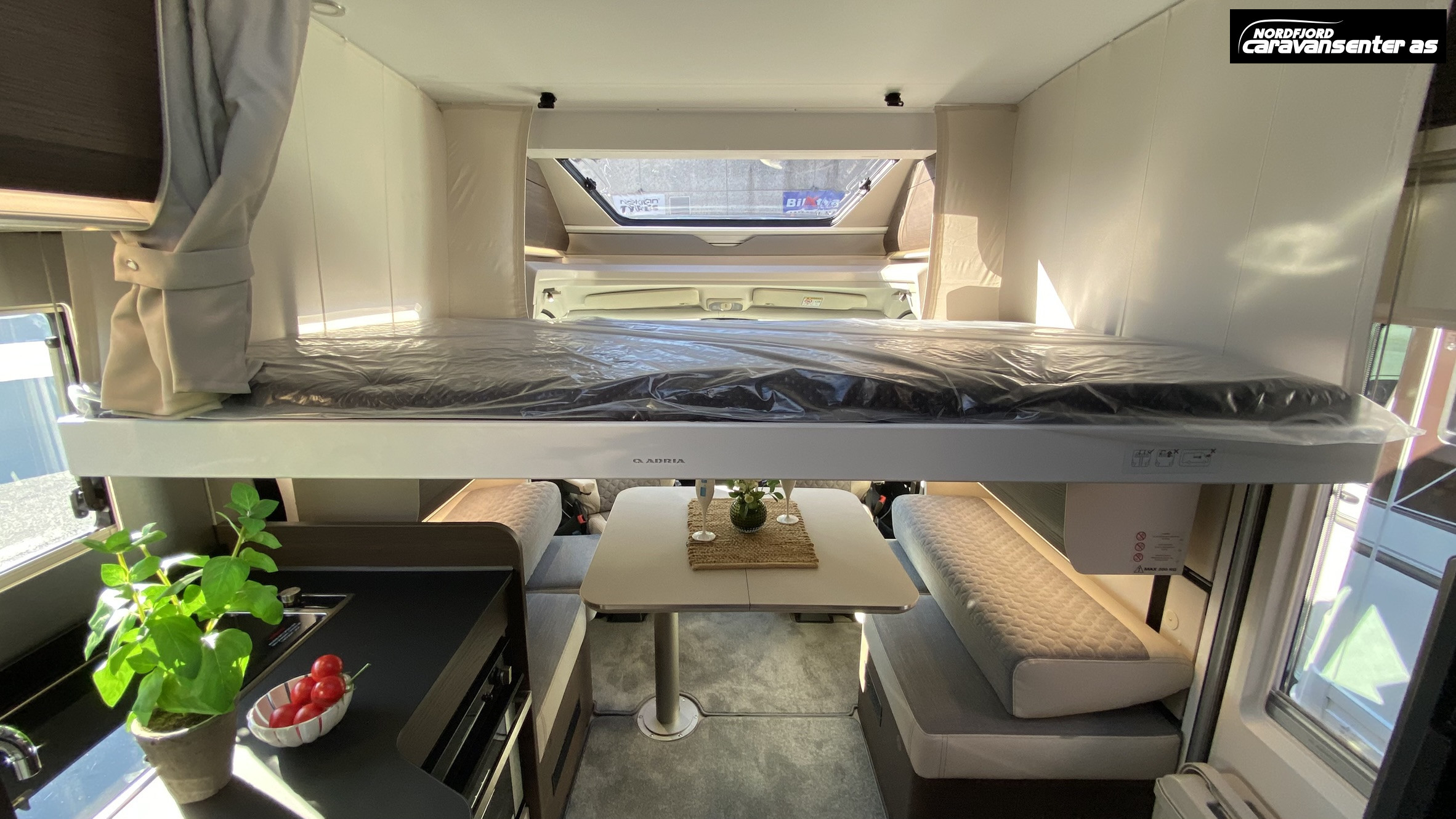Adria MATRIX SUPREME 670 DL - Fiat MultiJet3 180HP (131 kW) HD 44H - Adria