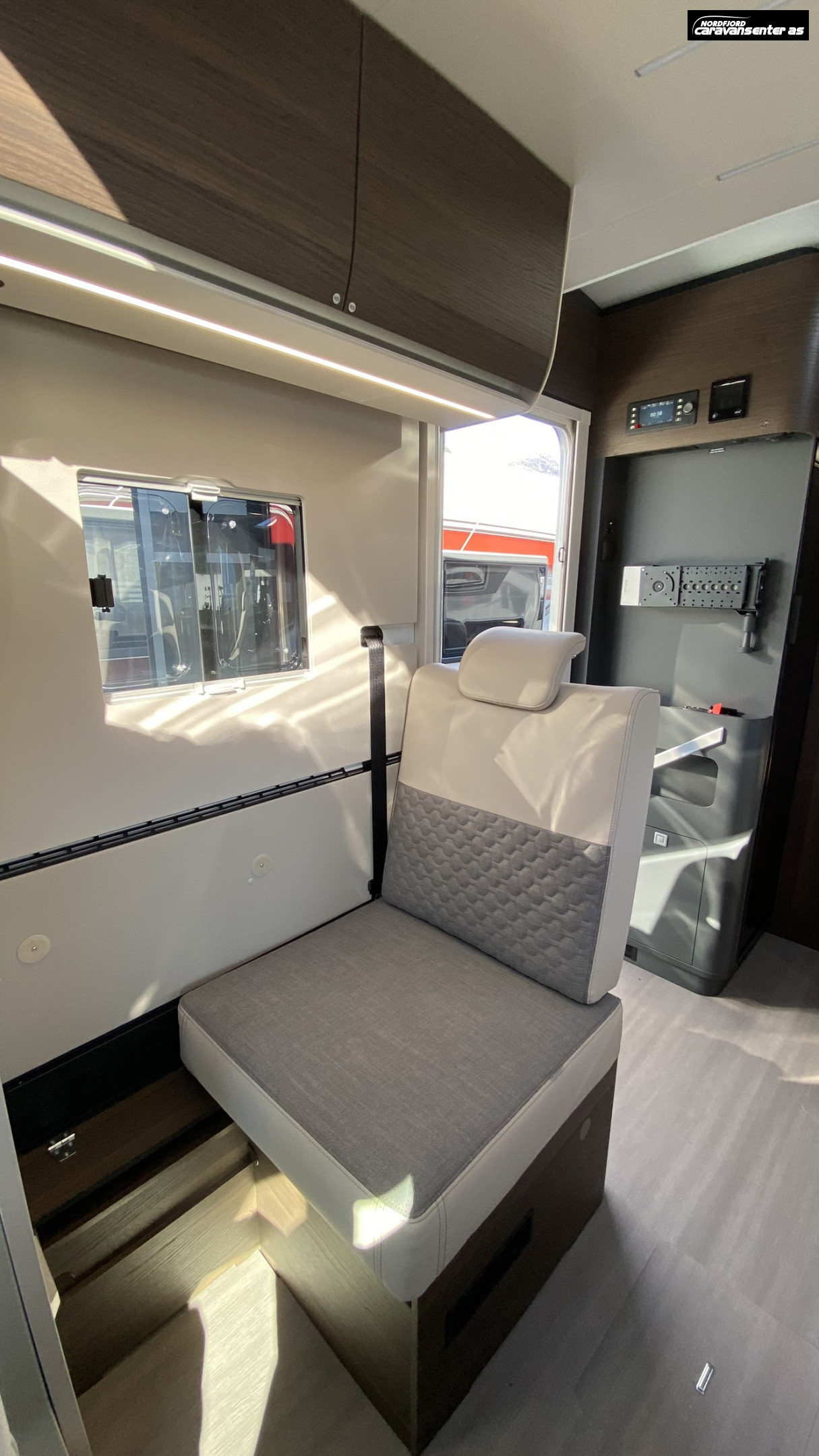 Adria MATRIX SUPREME 670 DL - Fiat MultiJet3 180HP (131 kW) HD 44H - Adria