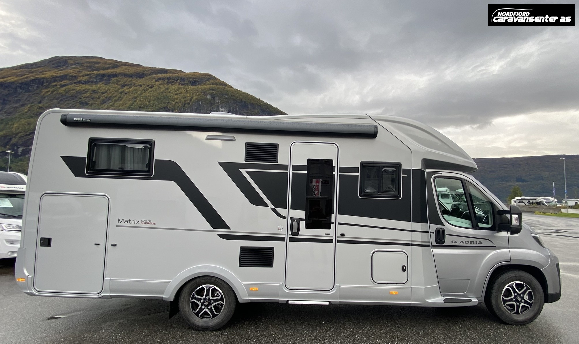 Adria MATRIX SUPREME 670 DL - Fiat MultiJet3 180HP (131 kW) HD 44H - Adria