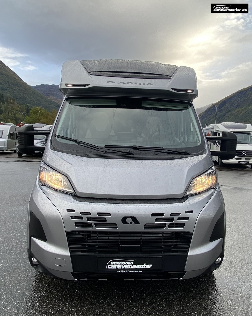 Adria MATRIX SUPREME 670 DL - Fiat MultiJet3 180HP (131 kW) HD 44H - Adria