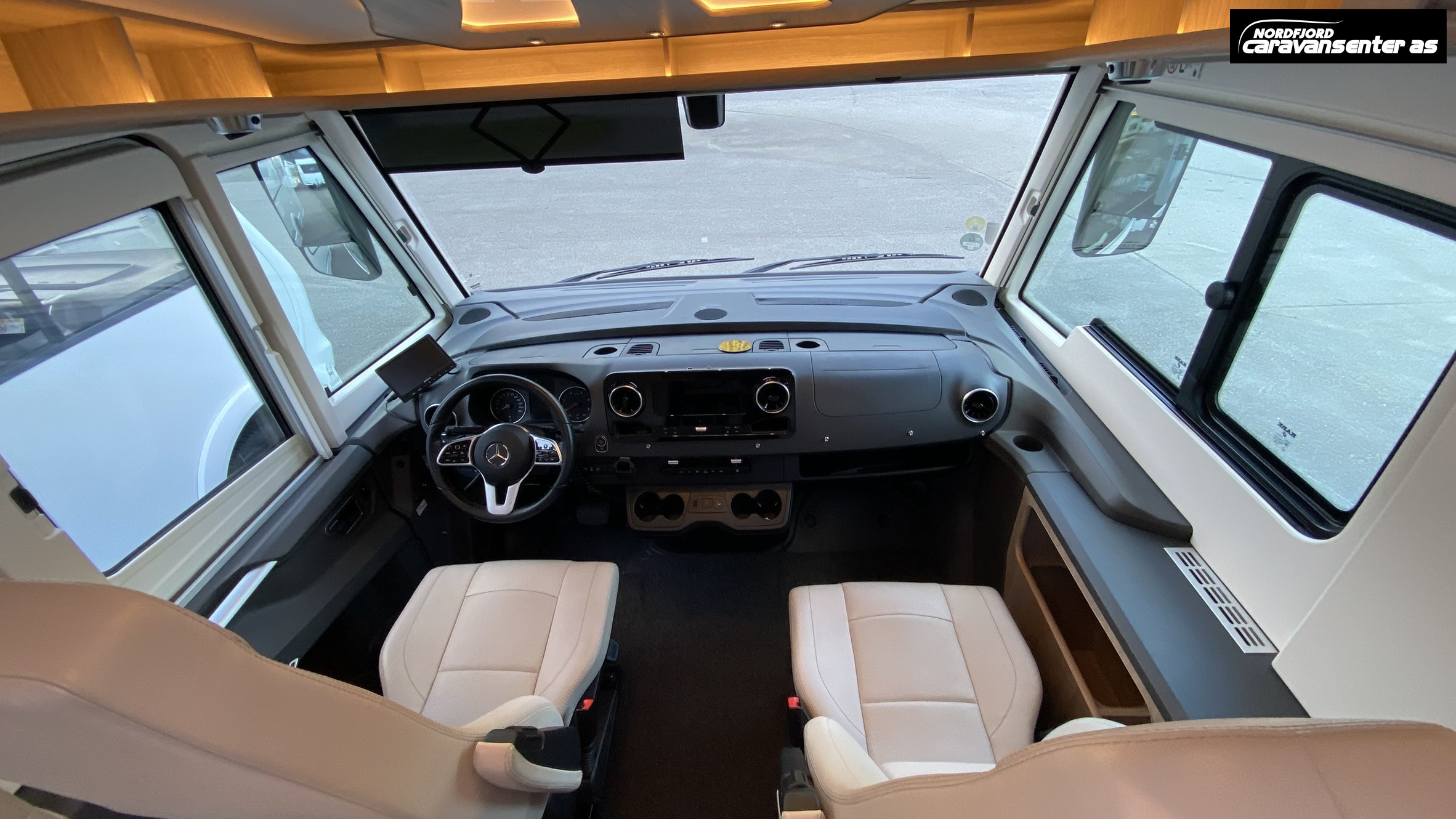 KABE TRAVEL MASTER M I860 LQB - KABE